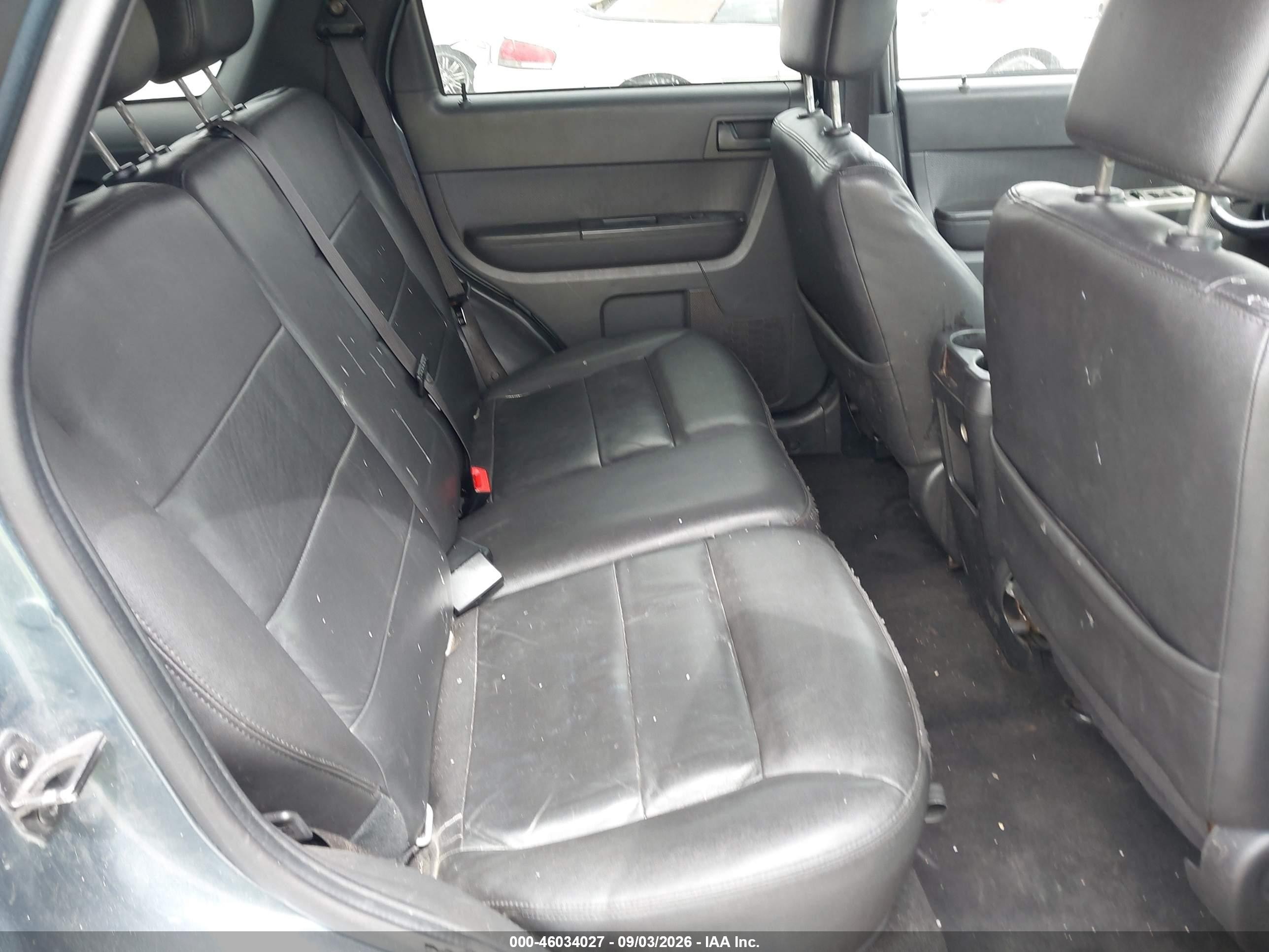 2011 Ford Escape Xlt Light Blue vin: 1FMCU0DG8BKA08472