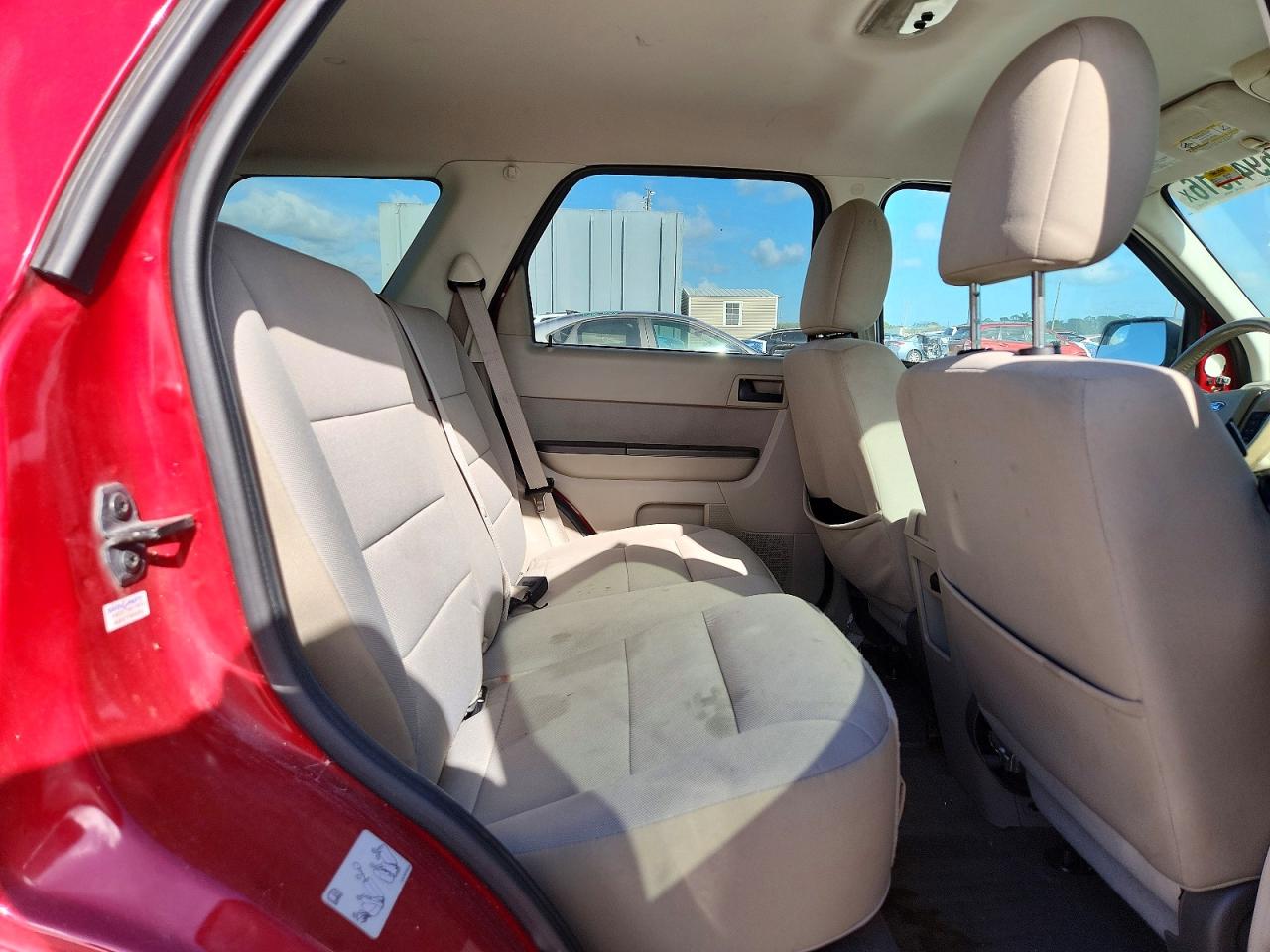 2011 Ford Escape Xlt Красный vin: 1FMCU0DG8BKA53122