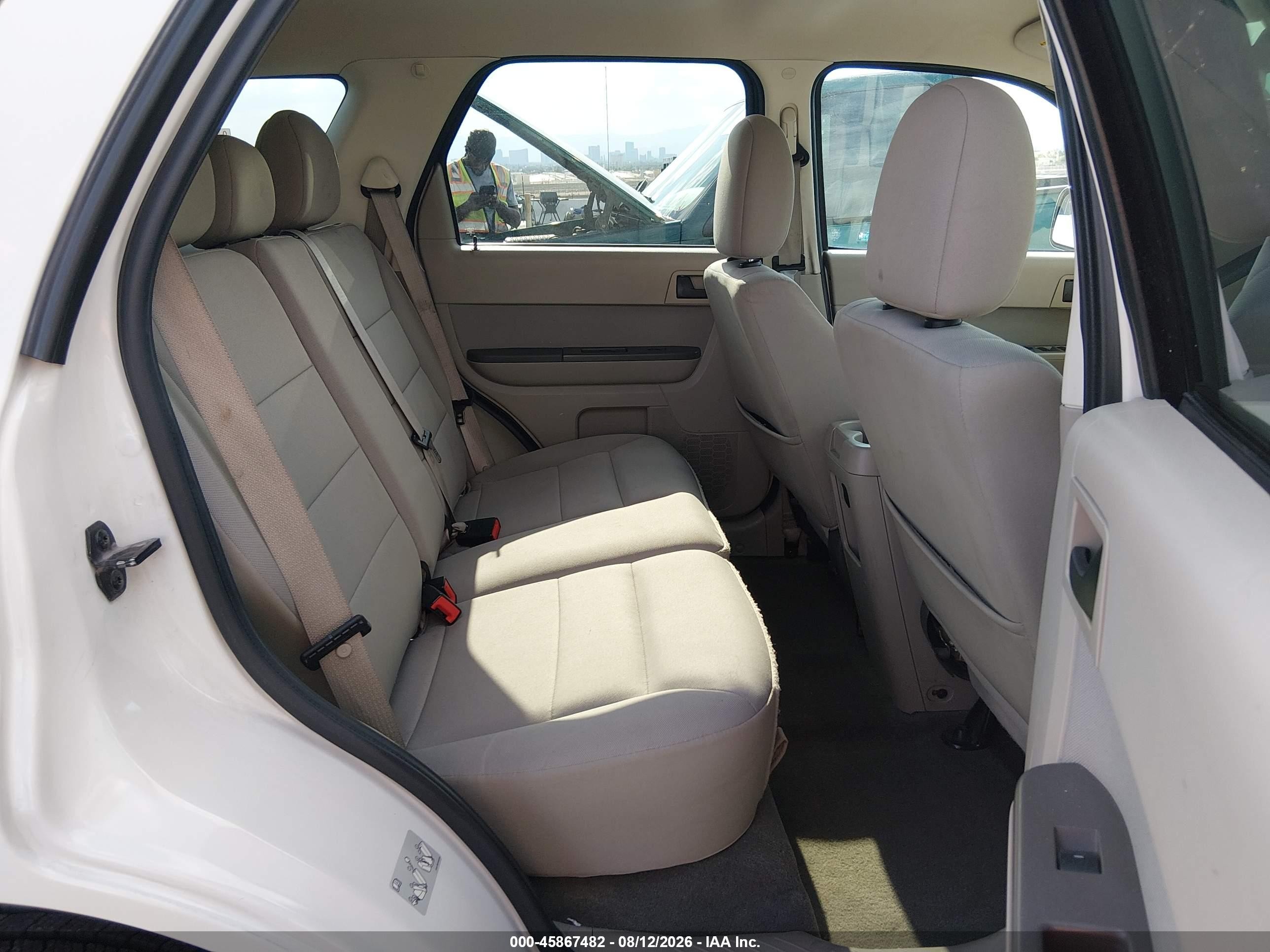 2011 Ford Escape Xlt White vin: 1FMCU0DG8BKB53513
