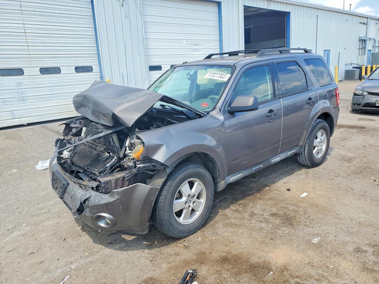 2011 Ford Escape Xlt Серый vin: 1FMCU0DG8BKC01981