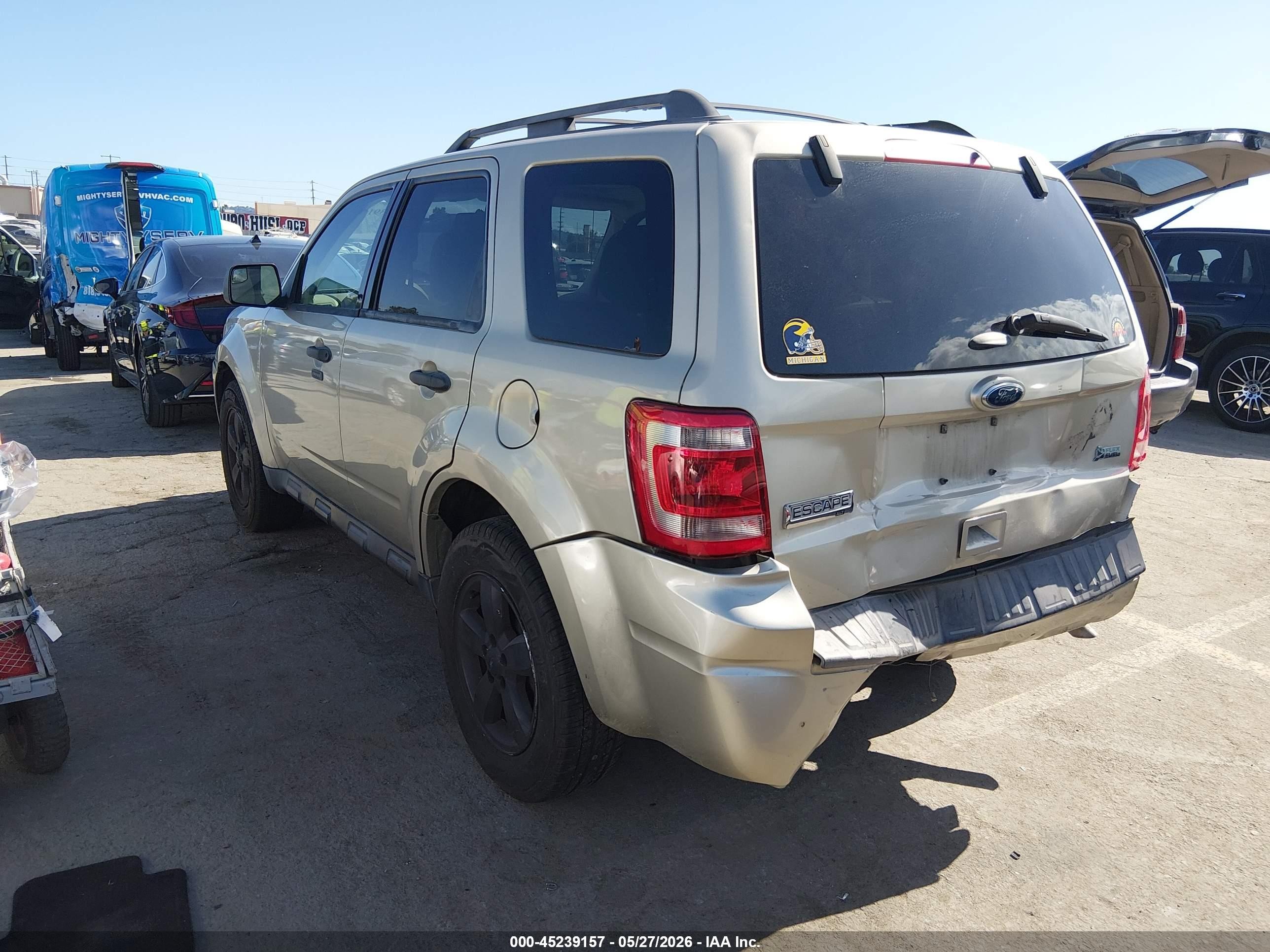 2012 Ford Escape Xlt Gold vin: 1FMCU0DG8CKA22843
