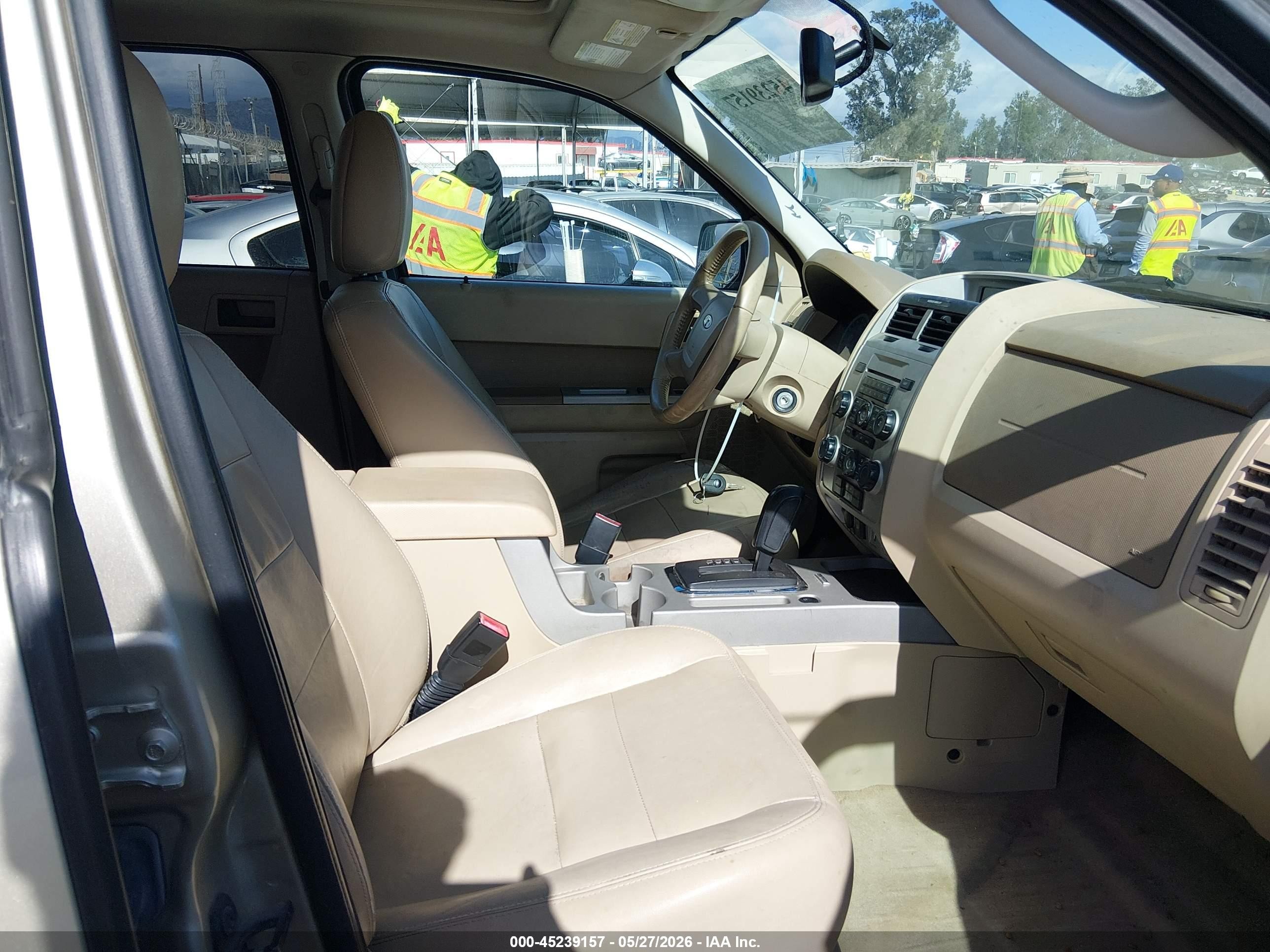 2012 Ford Escape Xlt Gold vin: 1FMCU0DG8CKA22843