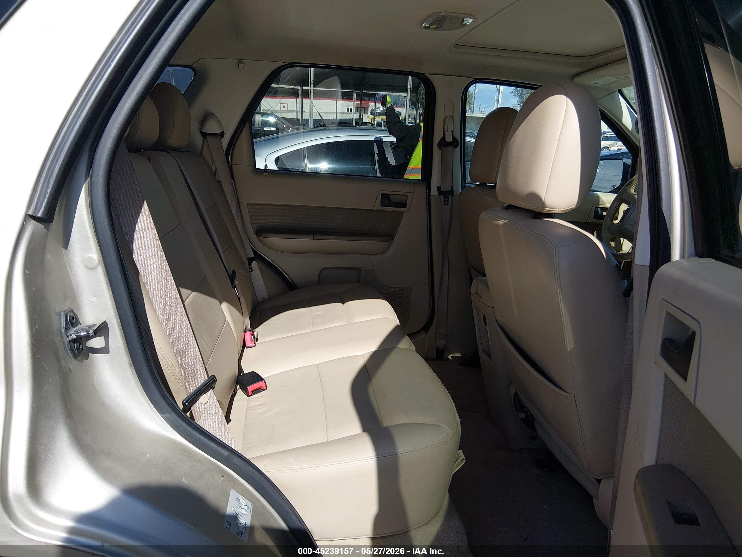 2012 Ford Escape Xlt Gold vin: 1FMCU0DG8CKA22843