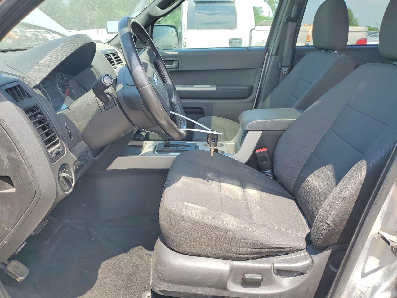 2012 Ford Escape Xlt Серебряный vin: 1FMCU0DG8CKC38949