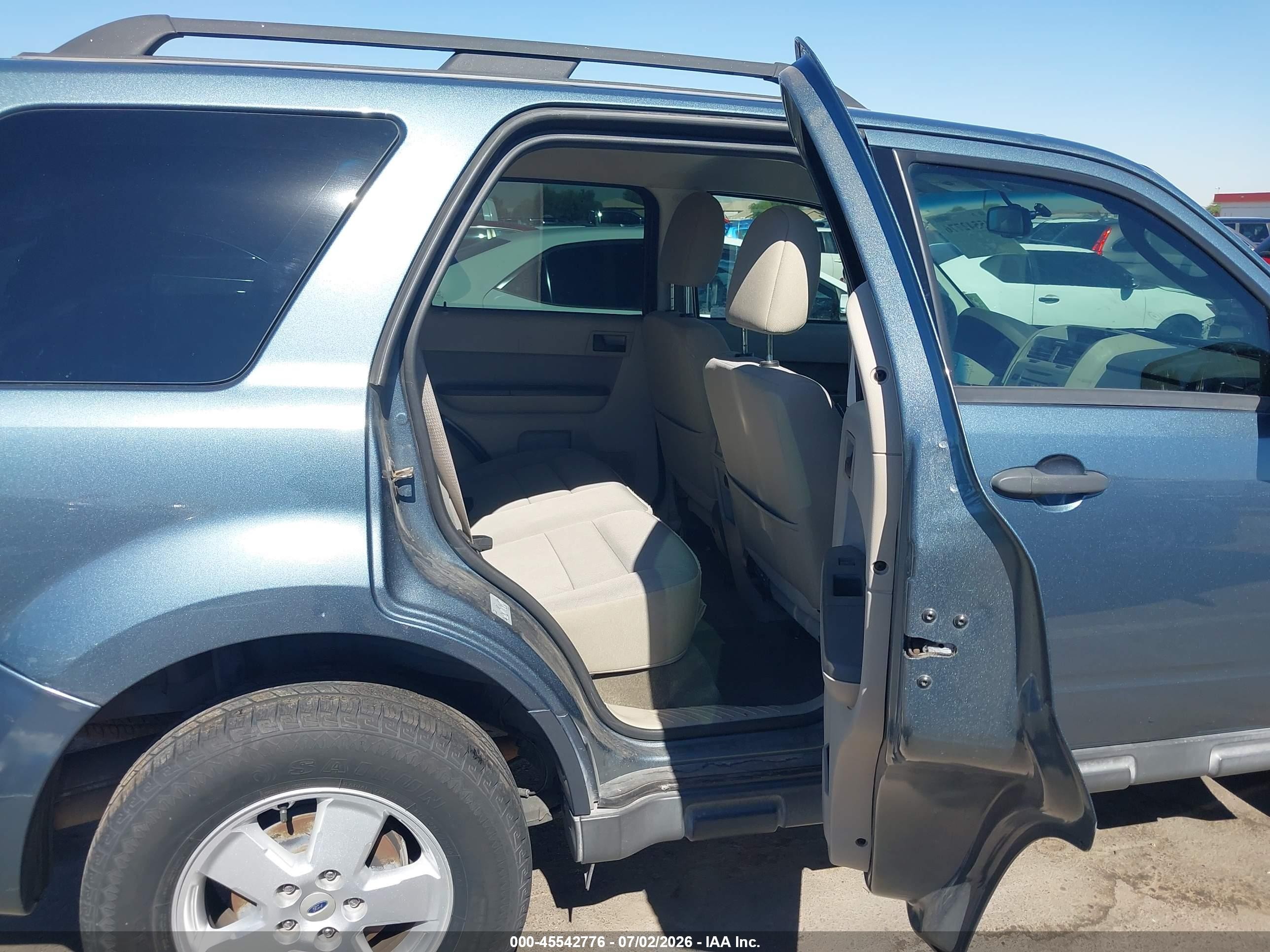 2012 Ford Escape Xlt Blue vin: 1FMCU0DG8CKC69991