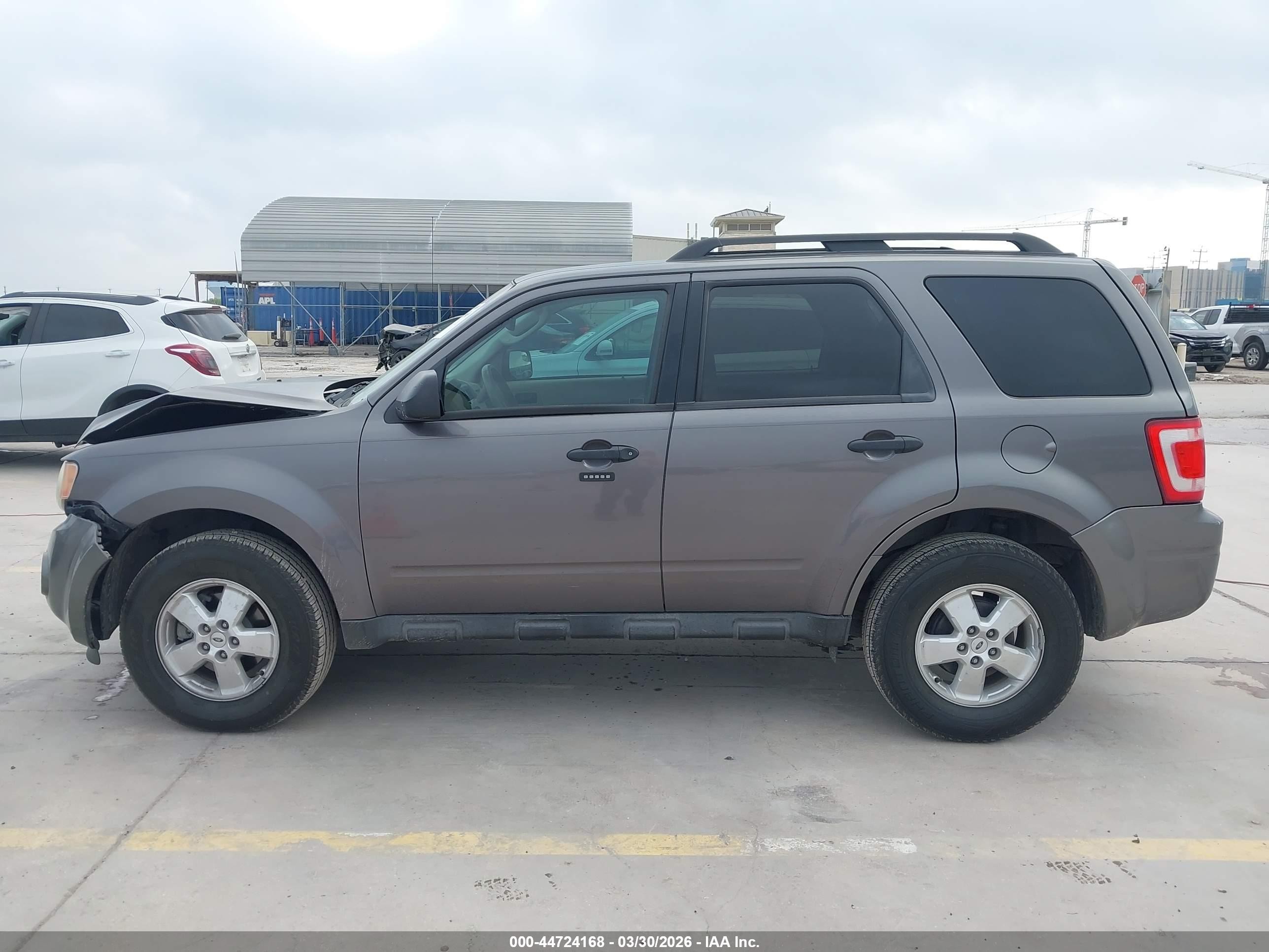 2010 Ford Escape Xlt Gray vin: 1FMCU0DG9AKA70039