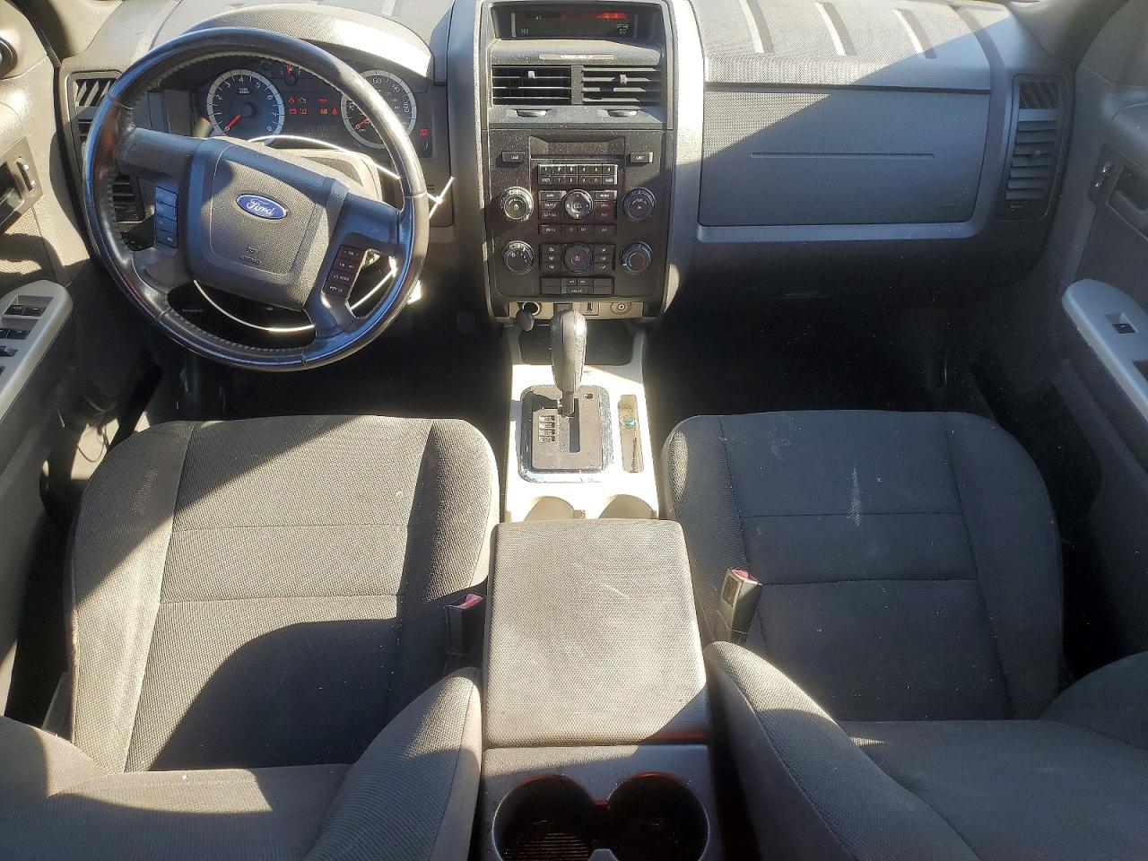2010 Ford Escape Xlt Black vin: 1FMCU0DG9AKC06427