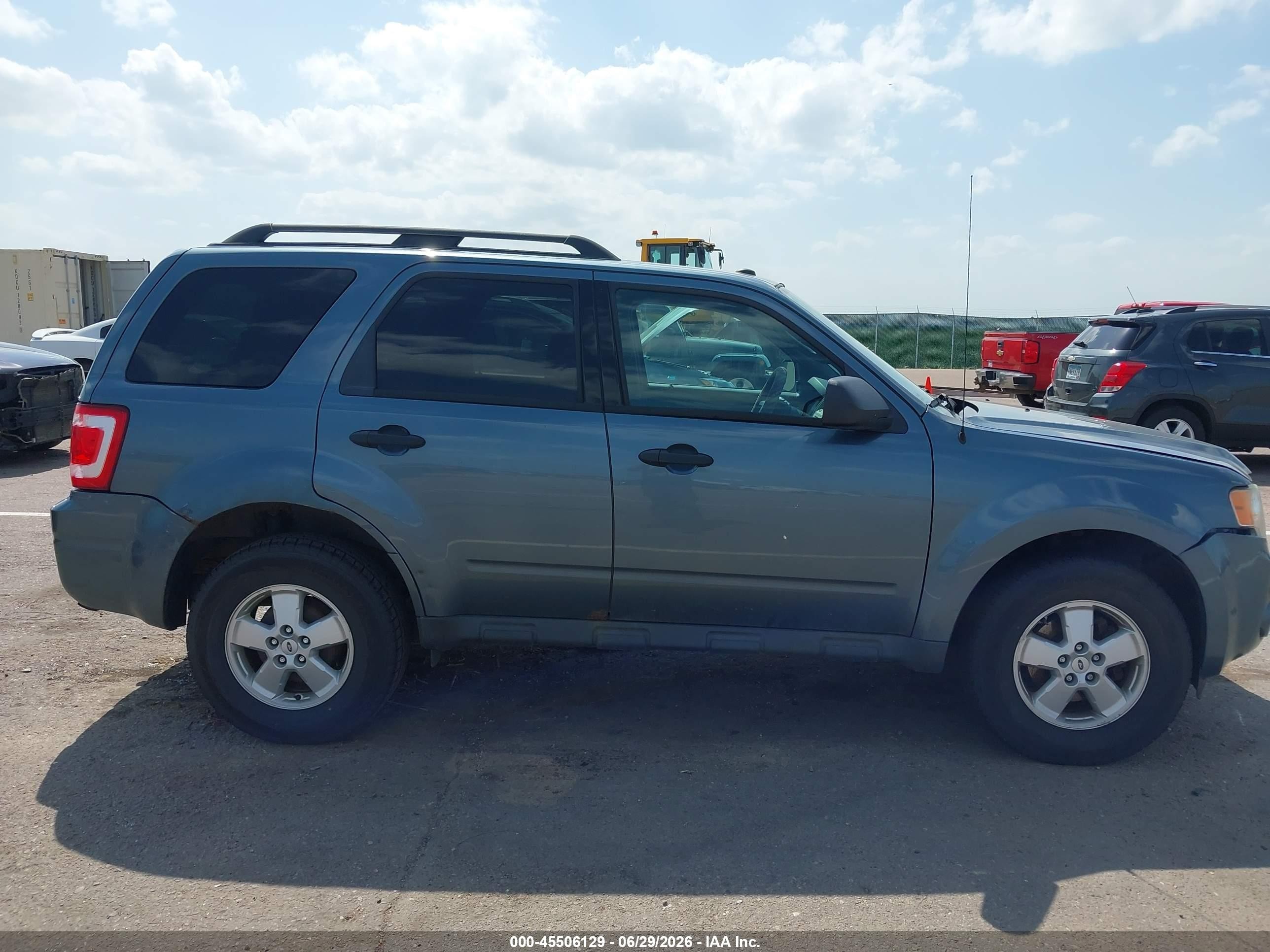 2010 Ford Escape Xlt Синий vin: 1FMCU0DG9AKC67583