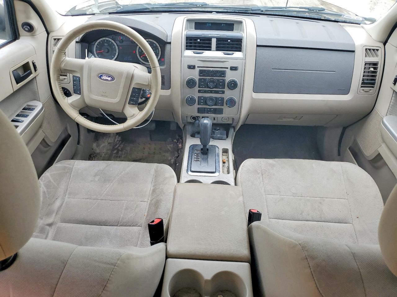 2010 Ford Escape Xlt Beige vin: 1FMCU0DG9AKD17902