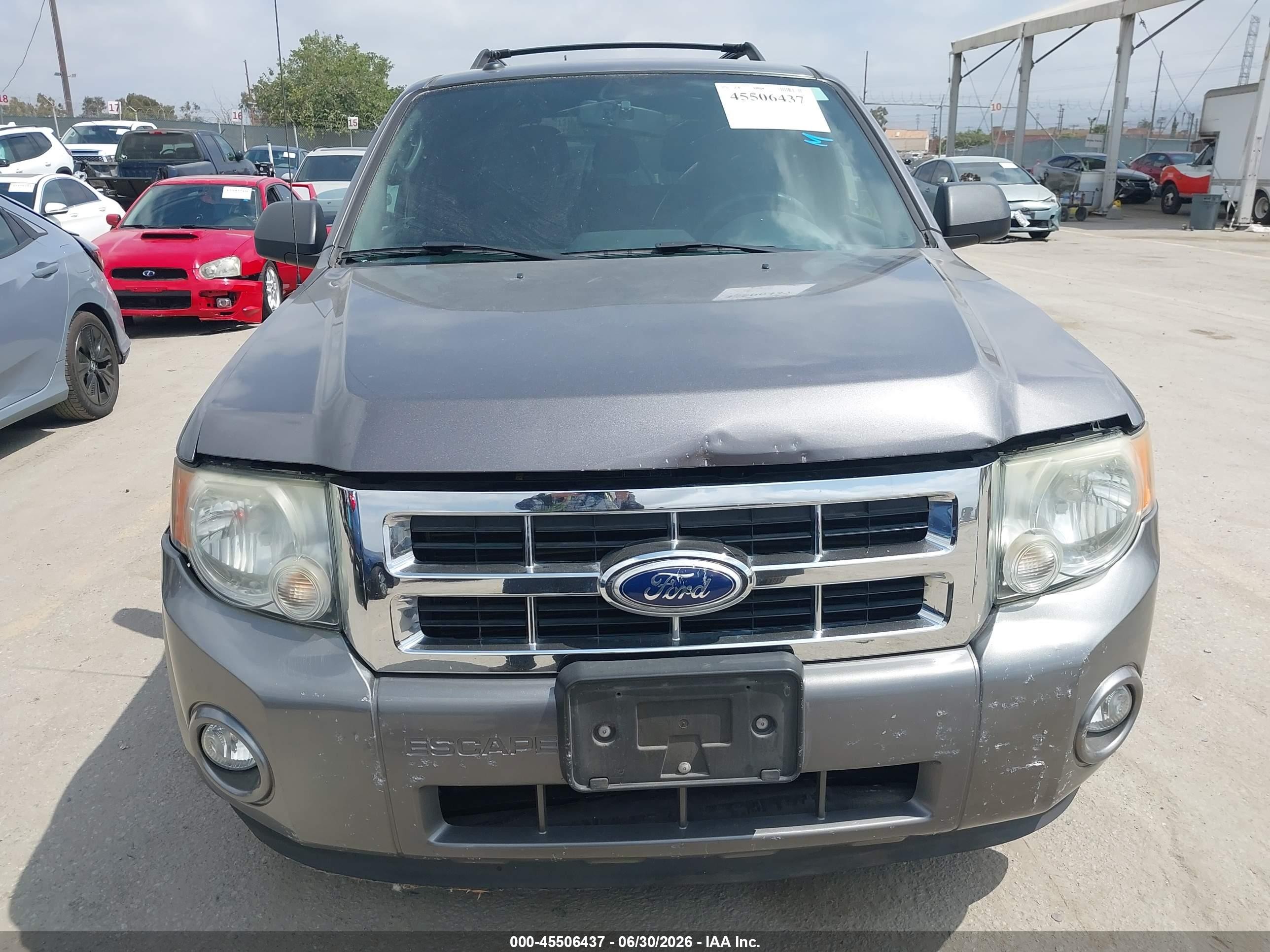 2010 Ford Escape Xlt Gray vin: 1FMCU0DG9AKD33114