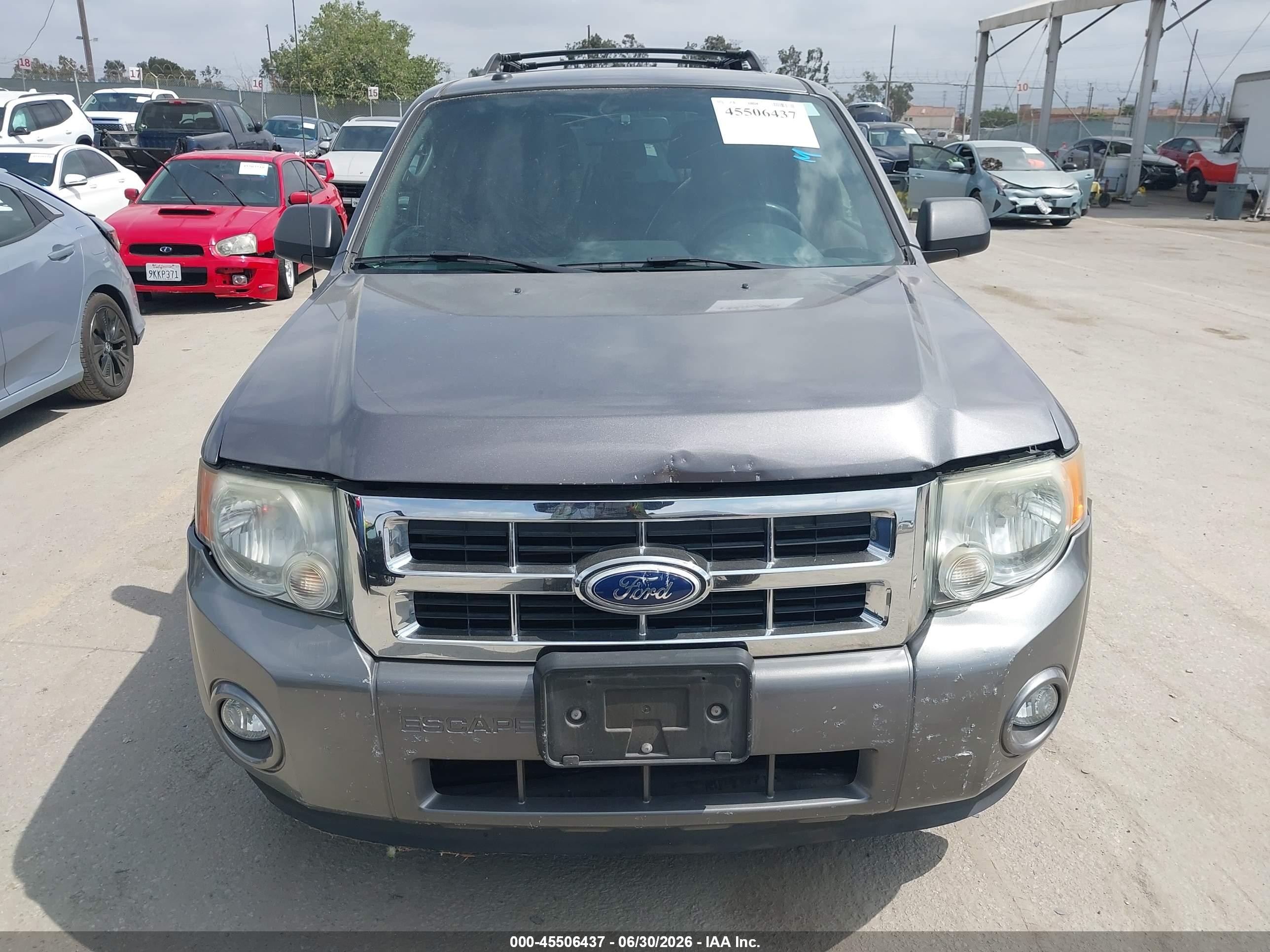 2010 Ford Escape Xlt Gray vin: 1FMCU0DG9AKD33114