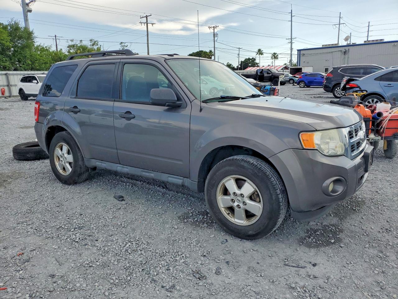 2011 Ford Escape Xlt Gray vin: 1FMCU0DG9BKB03154