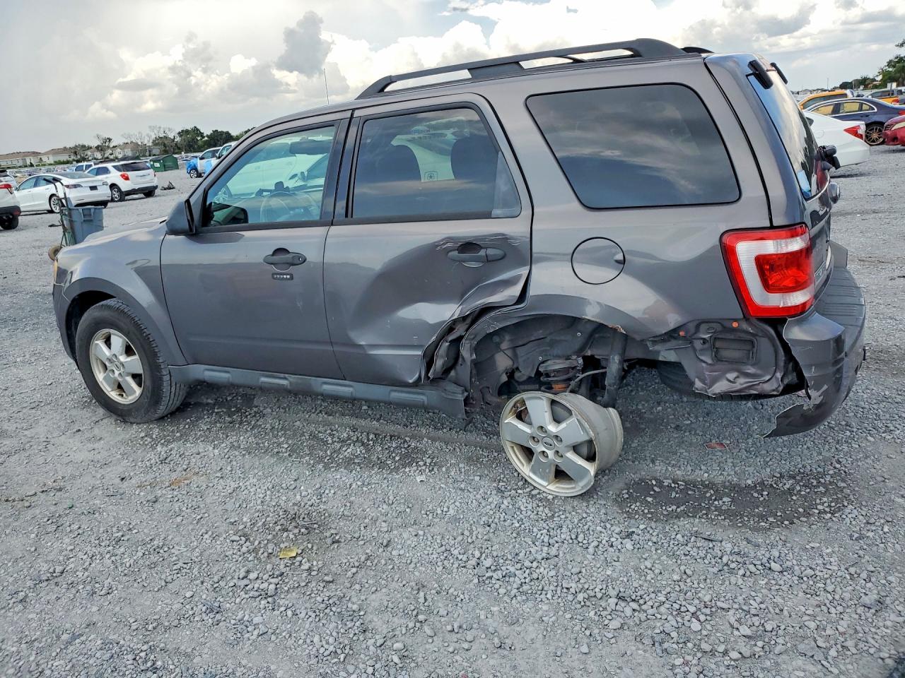 2011 Ford Escape Xlt Gray vin: 1FMCU0DG9BKB03154