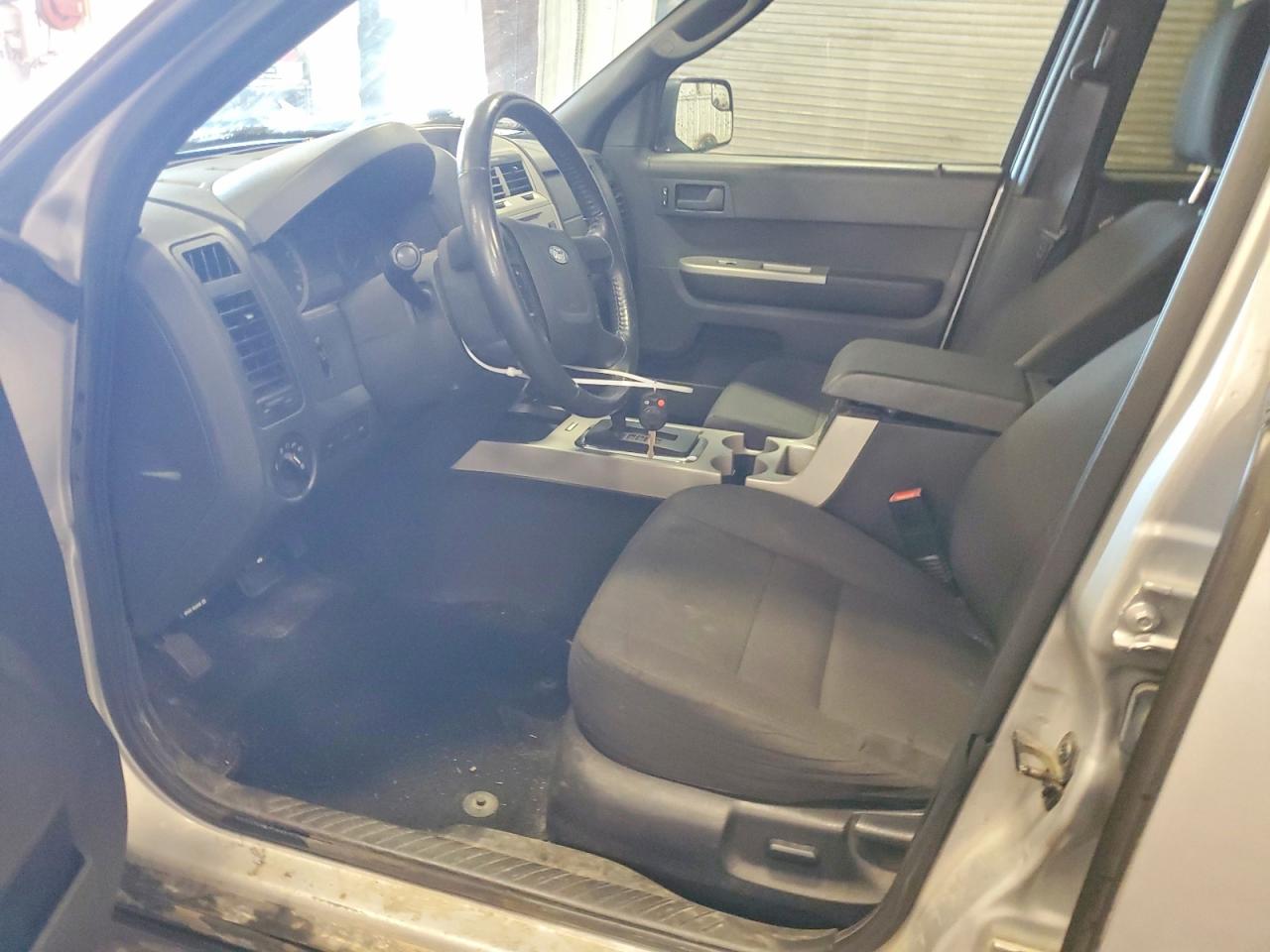 2011 Ford Escape Xlt Silver vin: 1FMCU0DG9BKB45551