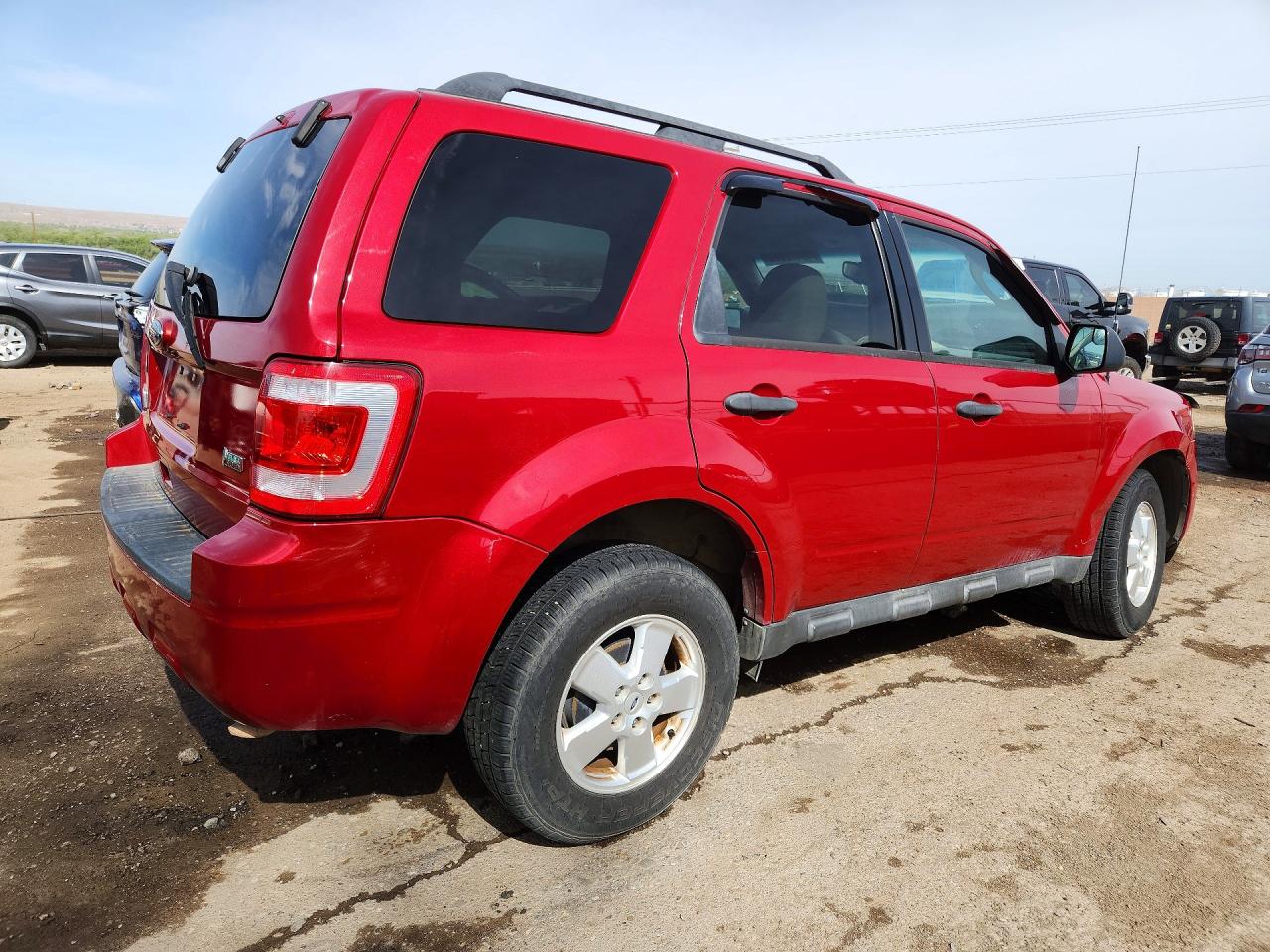 2011 Ford Escape Xlt Red vin: 1FMCU0DG9BKB59546