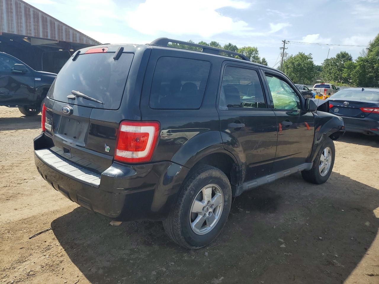 2011 Ford Escape Xlt Черный vin: 1FMCU0DG9BKB79215