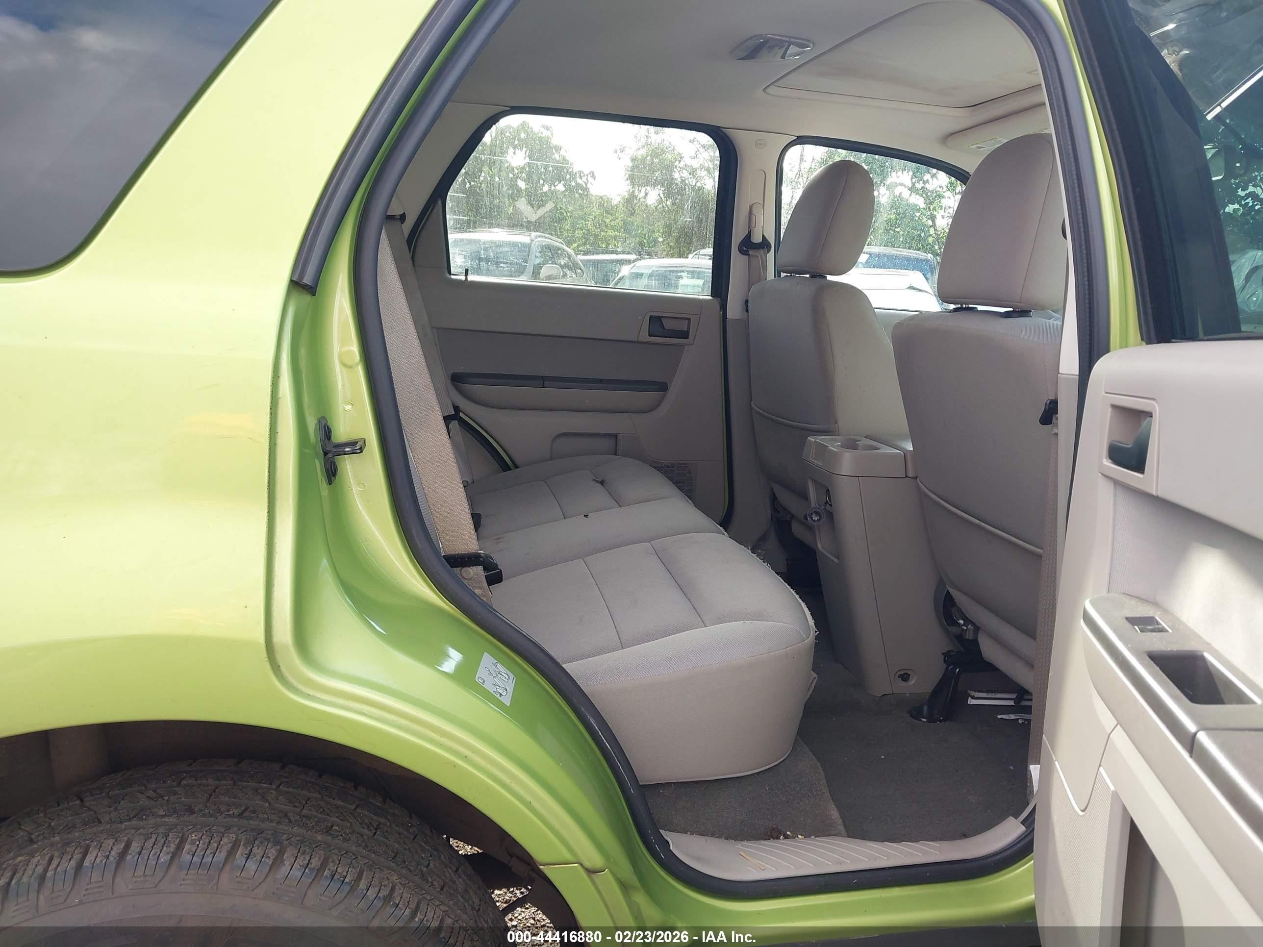 2011 Ford Escape Xlt Green vin: 1FMCU0DG9BKC09832