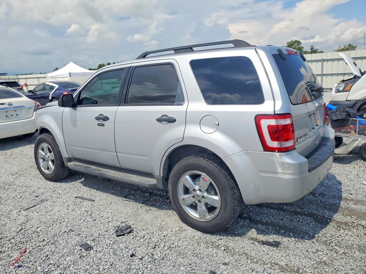 2011 Ford Escape Xlt Серебряный vin: 1FMCU0DG9BKC29644