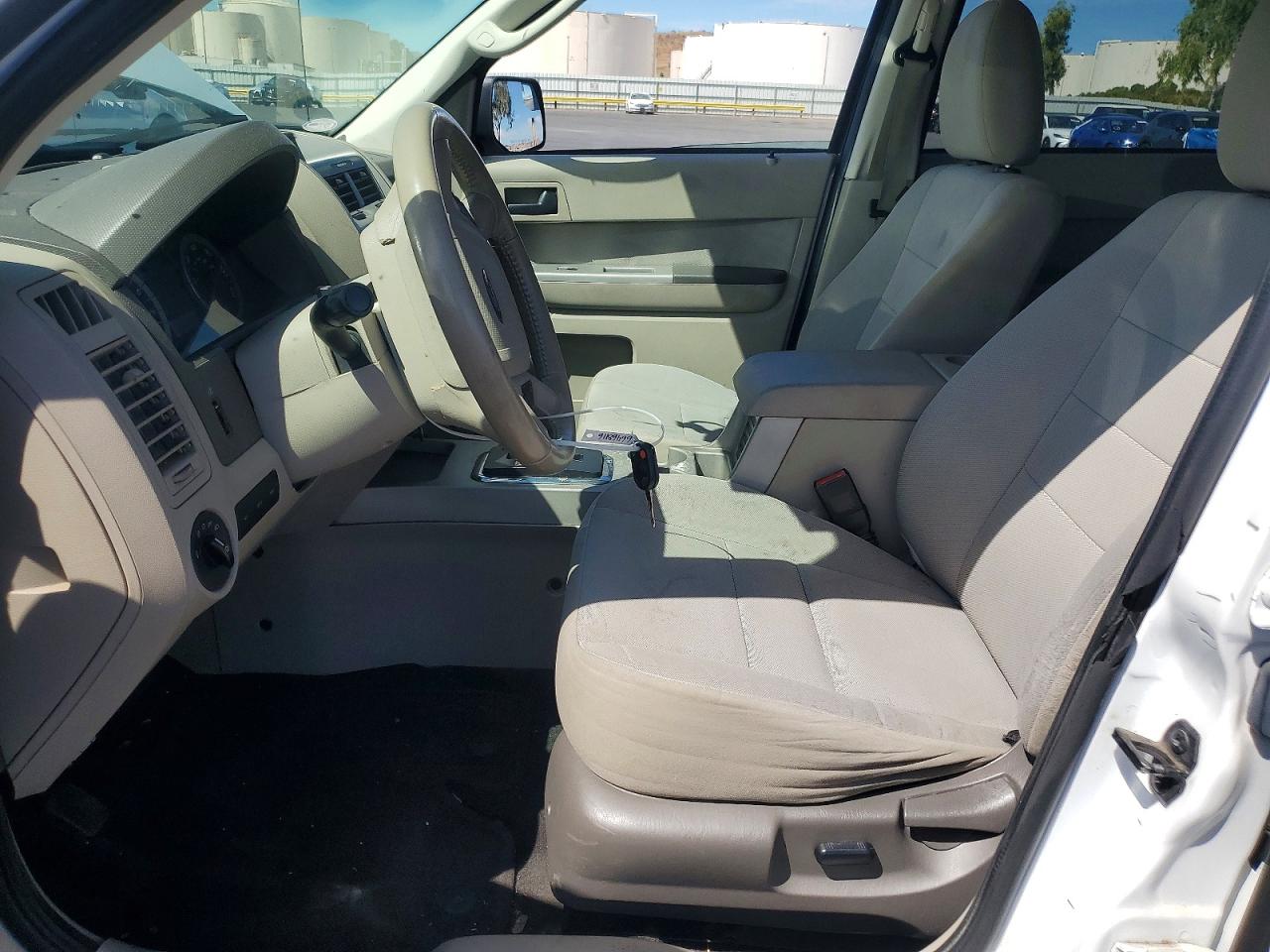 2012 Ford Escape Xlt White vin: 1FMCU0DG9CKB06170