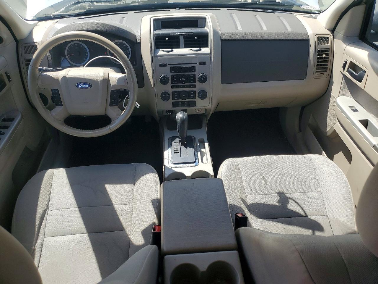2012 Ford Escape Xlt White vin: 1FMCU0DG9CKB06170