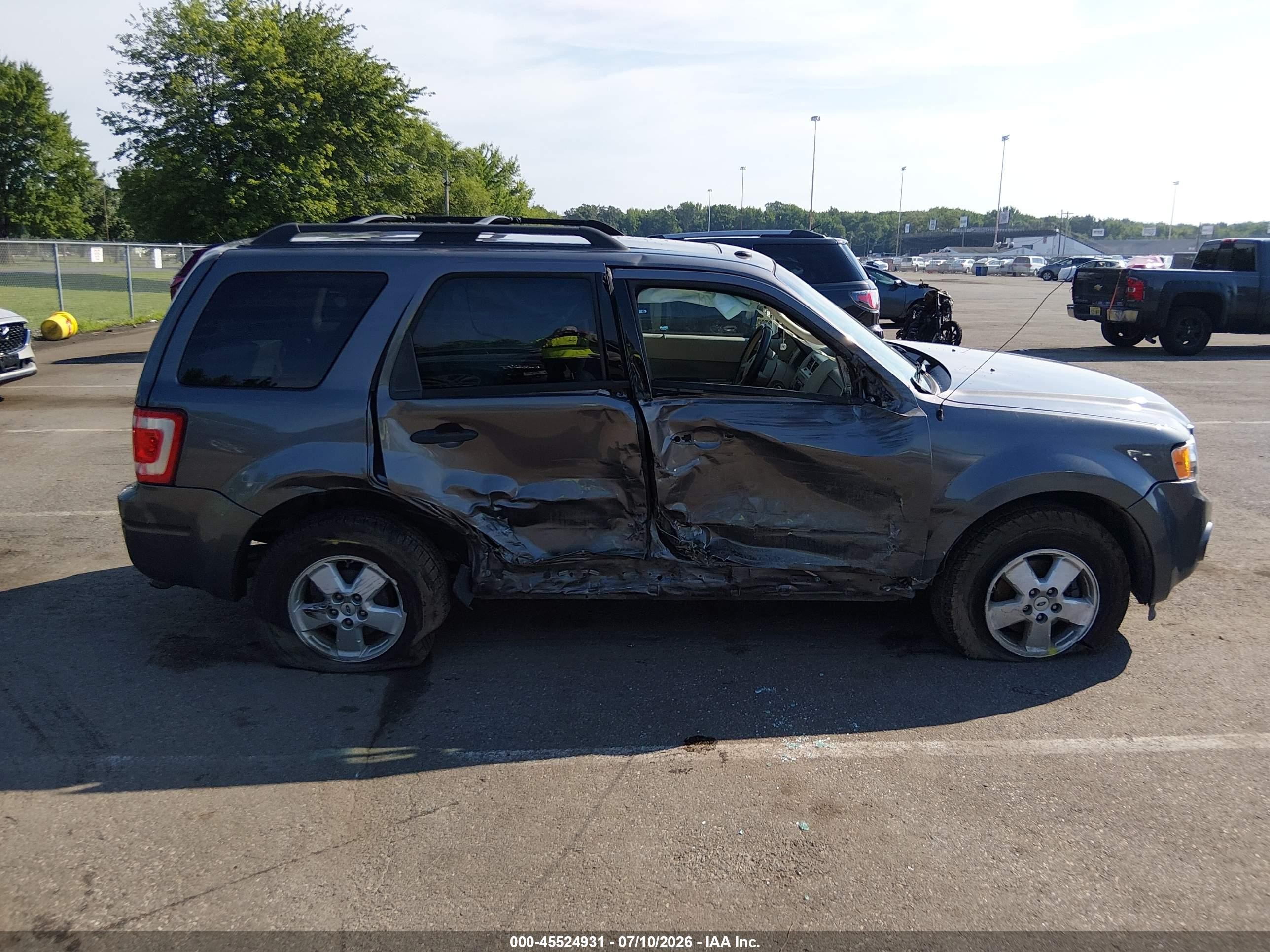 2012 Ford Escape Xlt Gray vin: 1FMCU0DG9CKC35008