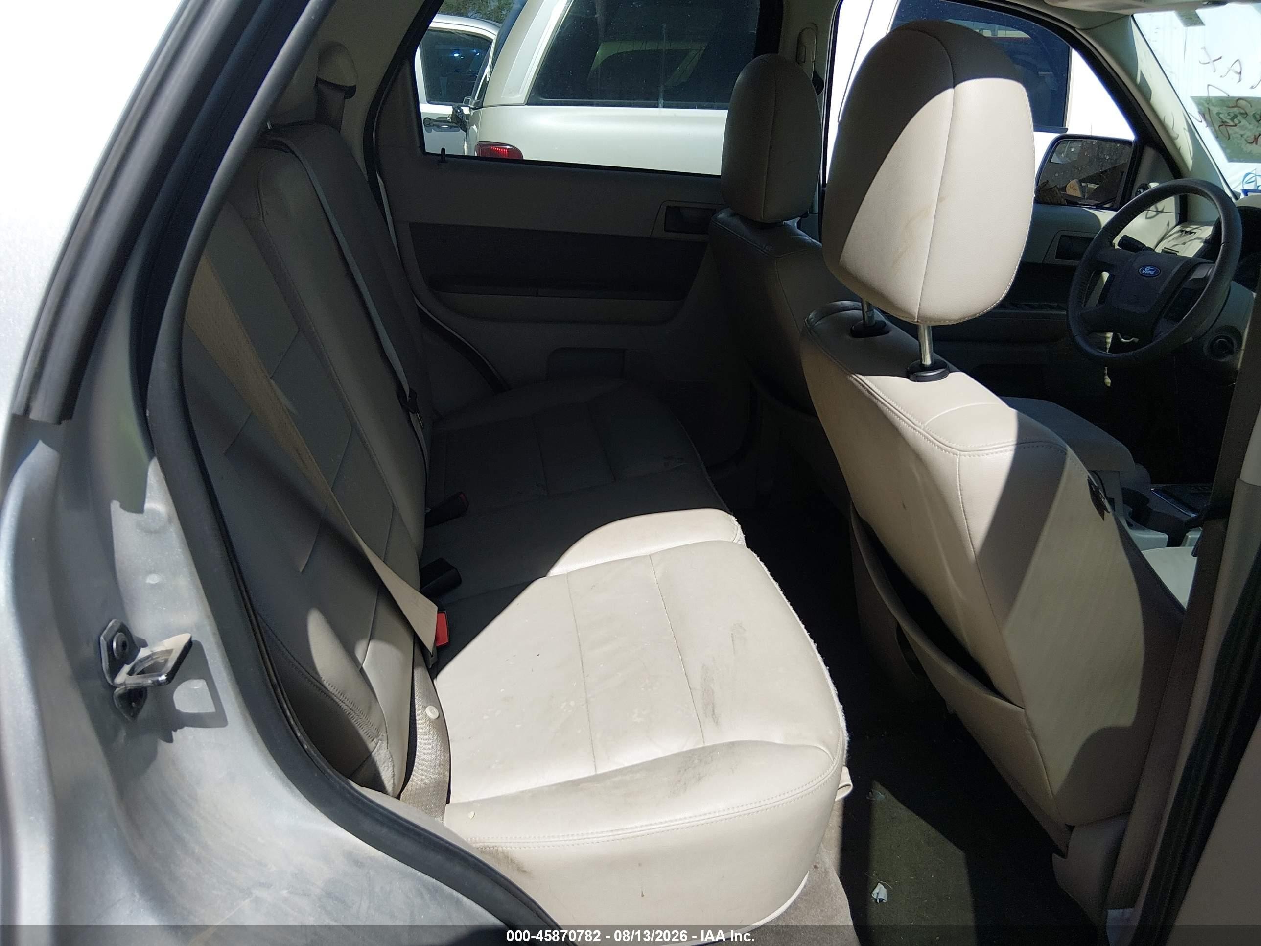 2010 Ford Escape Xlt Silver vin: 1FMCU0DGXAKA55727