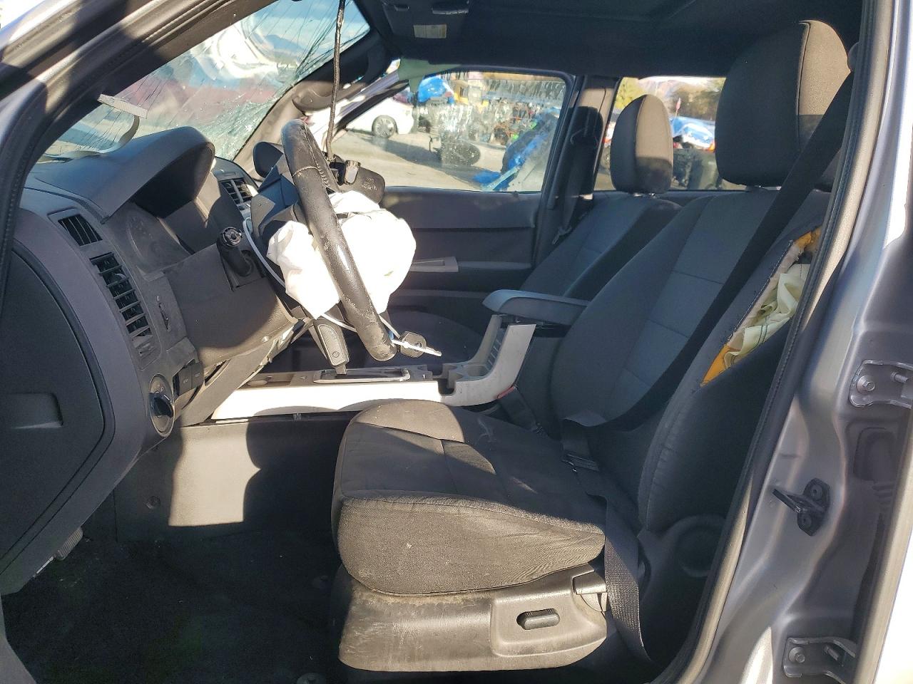 2011 Ford Escape Xlt Silver vin: 1FMCU0DGXBKA60458