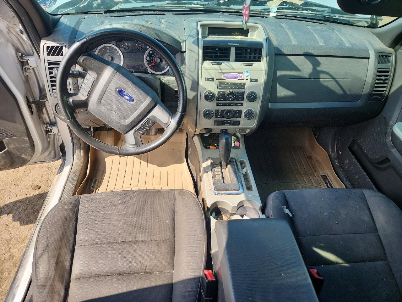 2011 Ford Escape Xlt Silver vin: 1FMCU0DGXBKB02546