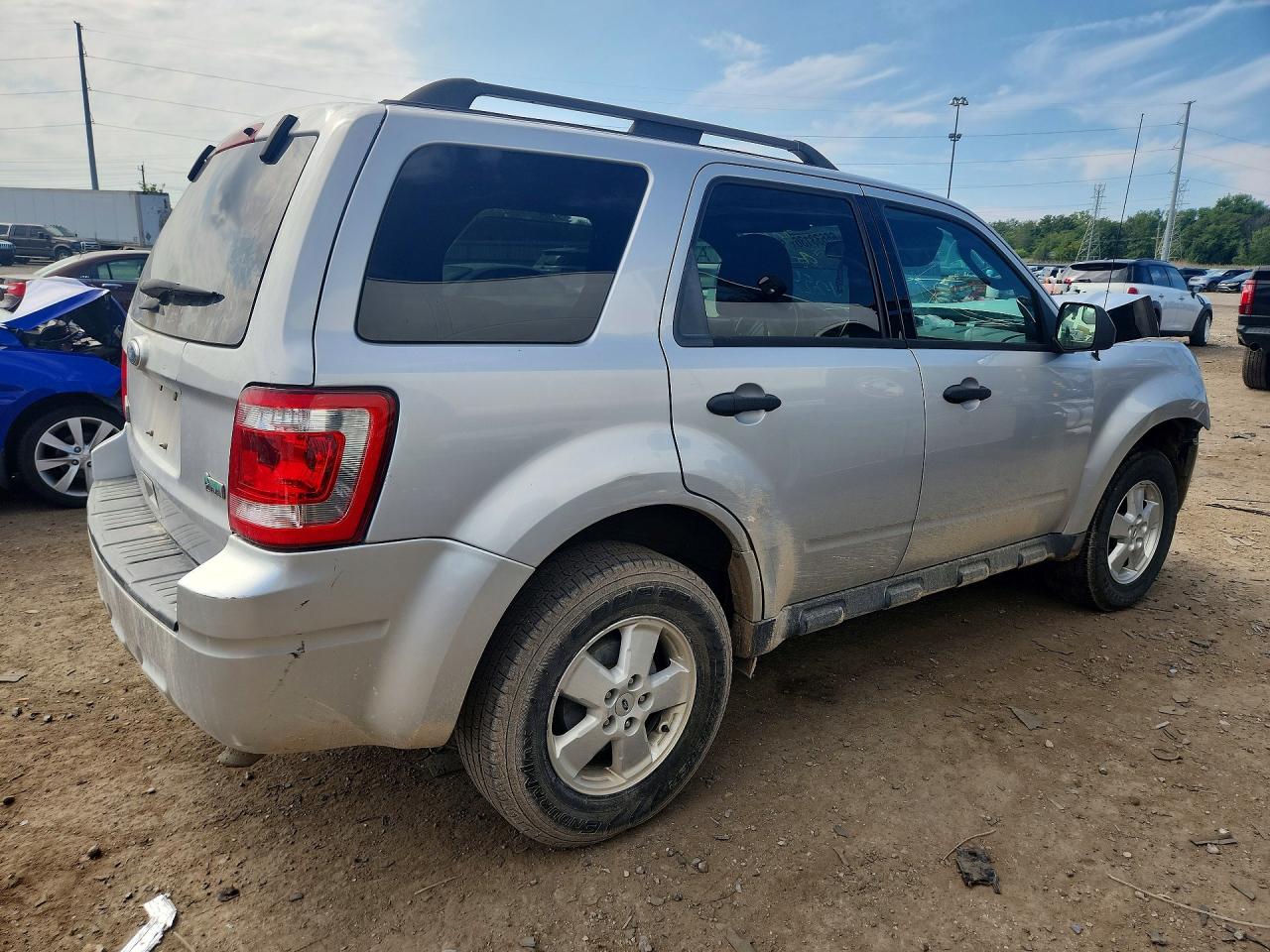 2011 Ford Escape Xlt Silver vin: 1FMCU0DGXBKB02546
