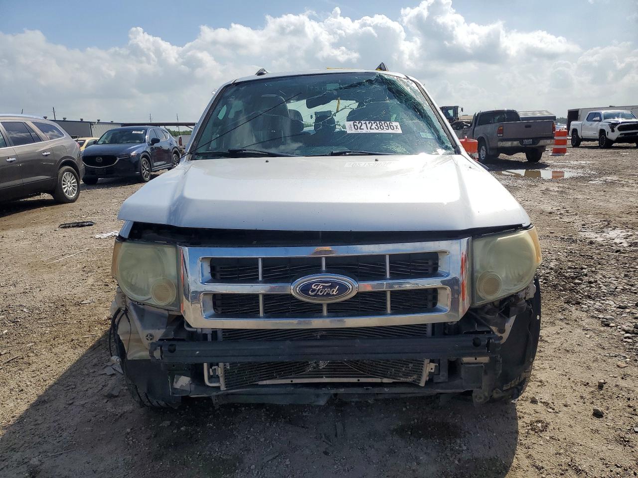 2011 Ford Escape Xlt Silver vin: 1FMCU0DGXBKB59121