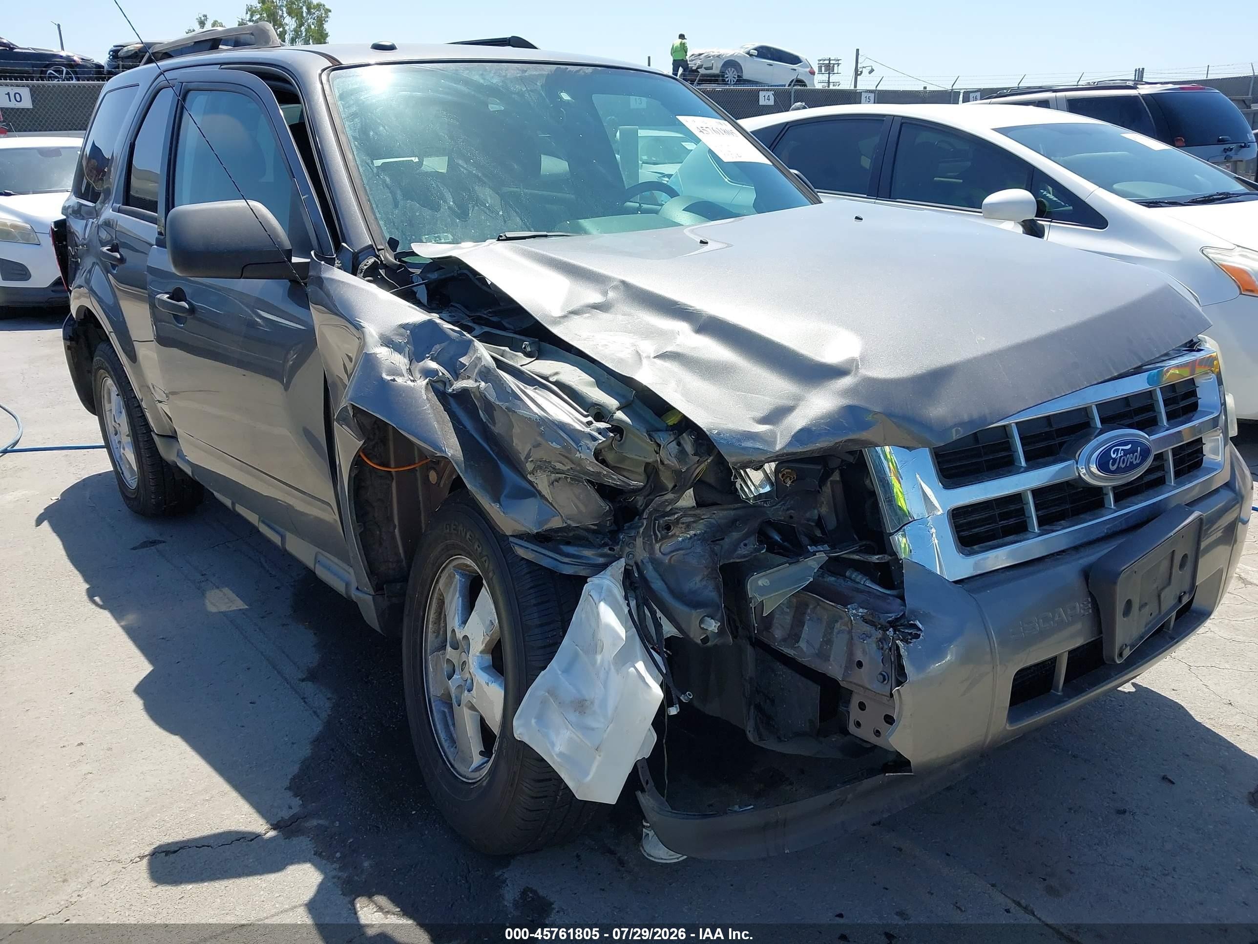 2011 Ford Escape Xlt Gray vin: 1FMCU0DGXBKB84830