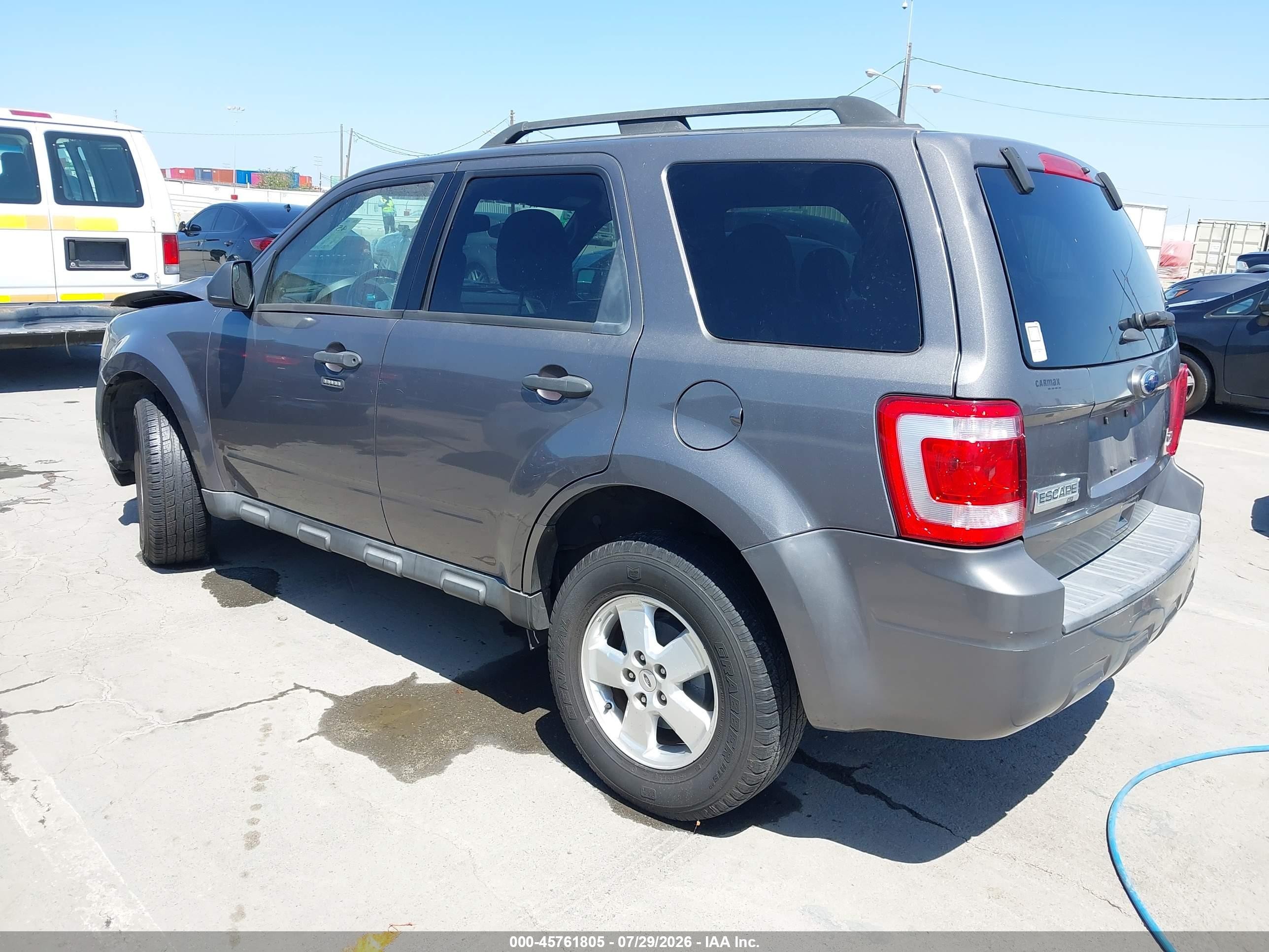 2011 Ford Escape Xlt Gray vin: 1FMCU0DGXBKB84830