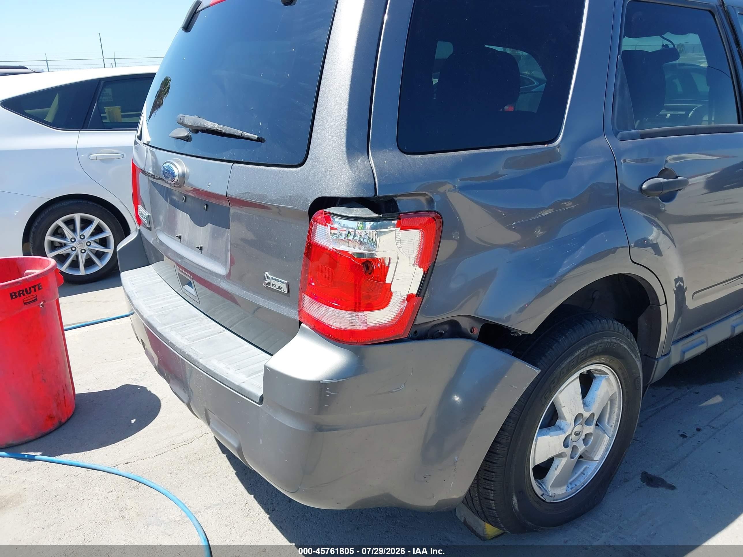 2011 Ford Escape Xlt Gray vin: 1FMCU0DGXBKB84830