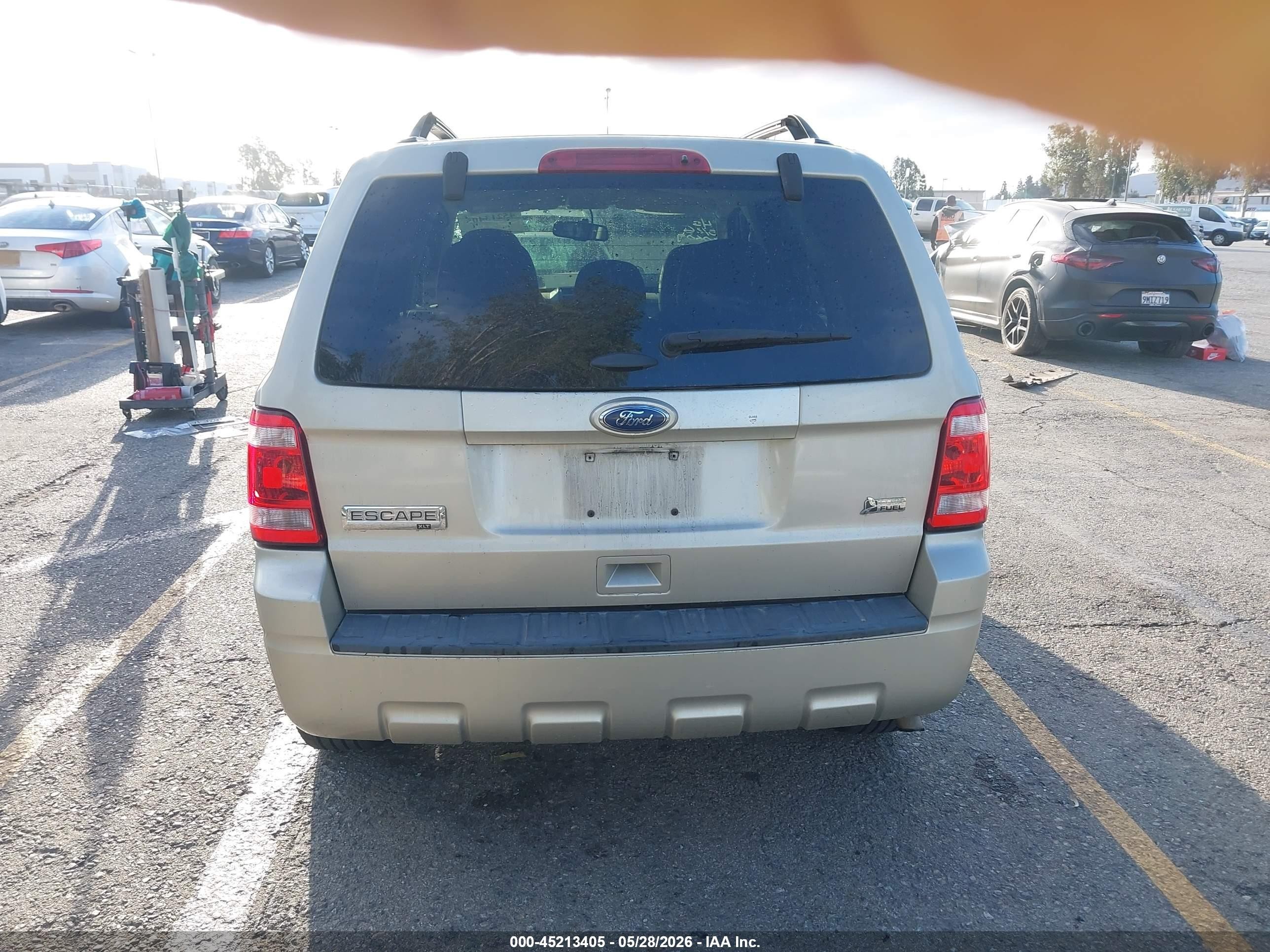 2012 Ford Escape Xlt Бежевый vin: 1FMCU0DGXCKB57905