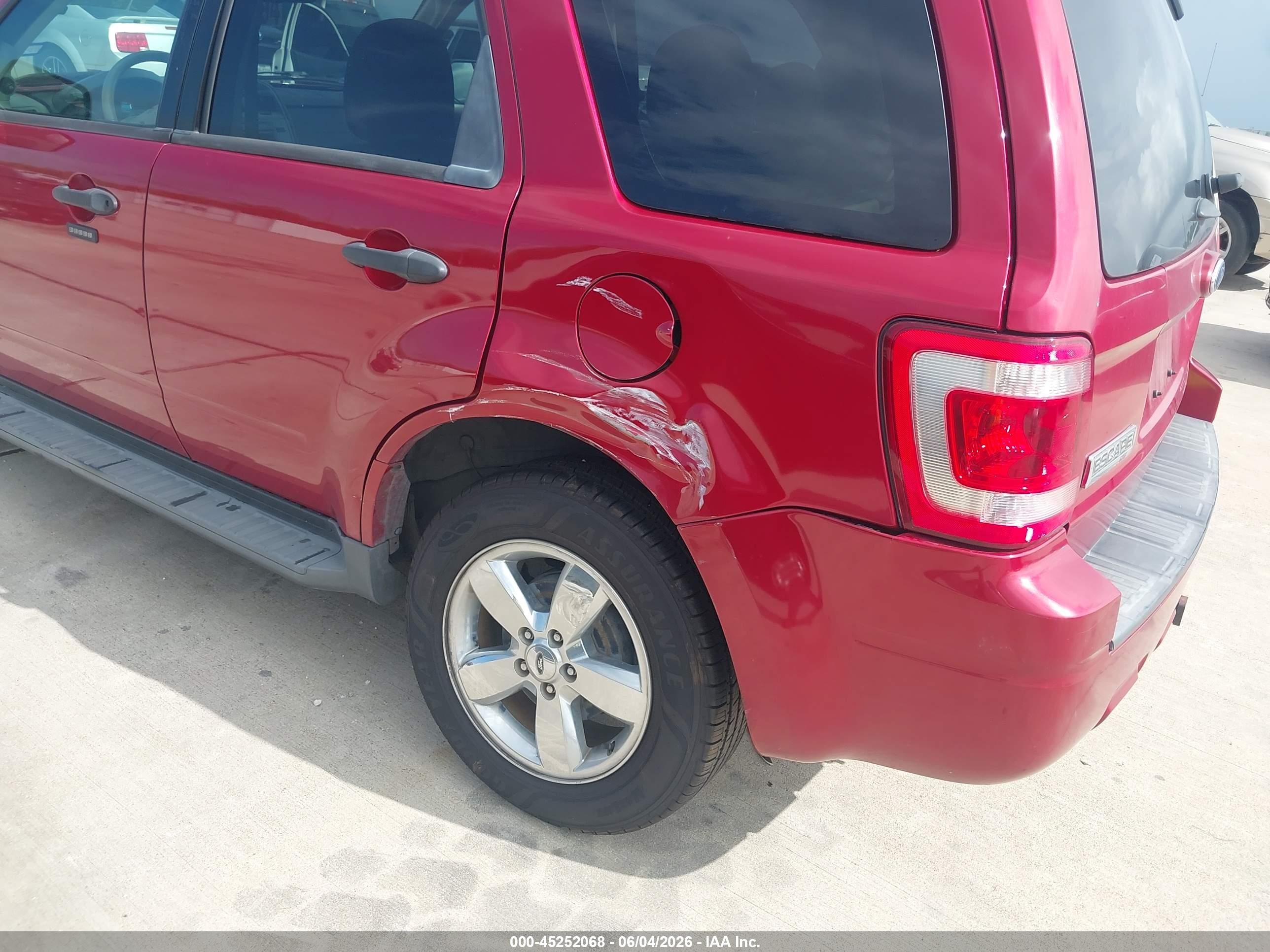 2012 Ford Escape Xlt Red vin: 1FMCU0DGXCKC65327