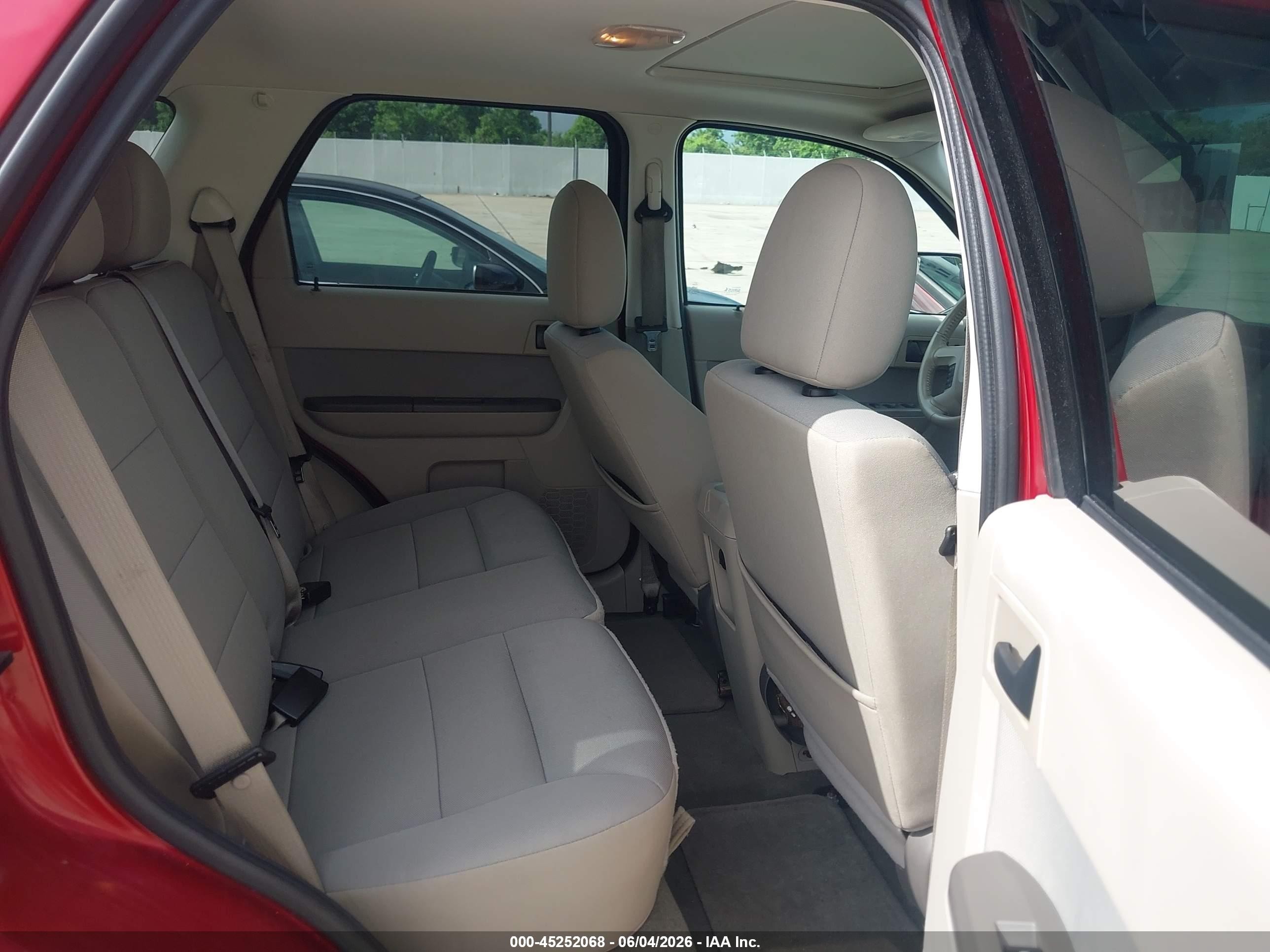 2012 Ford Escape Xlt Red vin: 1FMCU0DGXCKC65327