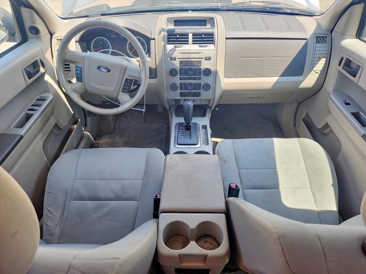 2012 Ford Escape Xlt Серебряный vin: 1FMCU0DGXCKC82466