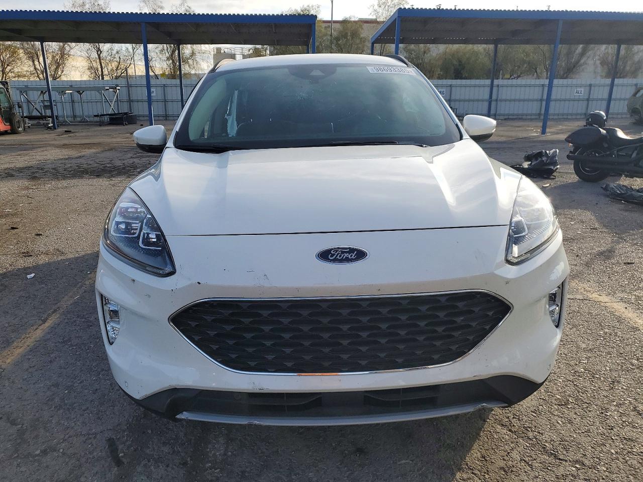 2020 Ford Escape Titanium White vin: 1FMCU0DZ0LUB06242