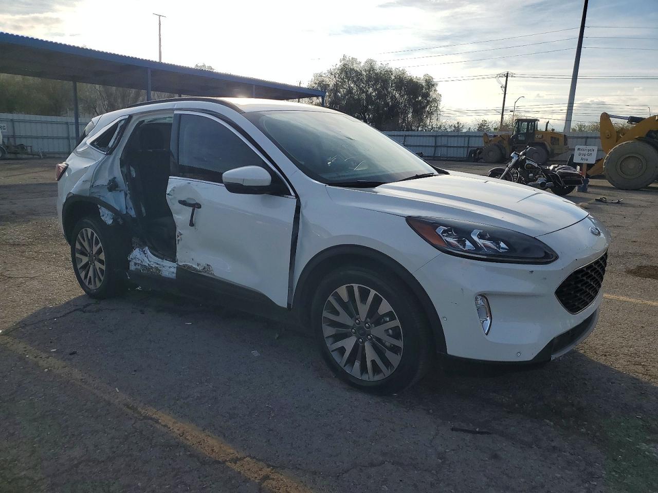 2020 Ford Escape Titanium White vin: 1FMCU0DZ0LUB06242