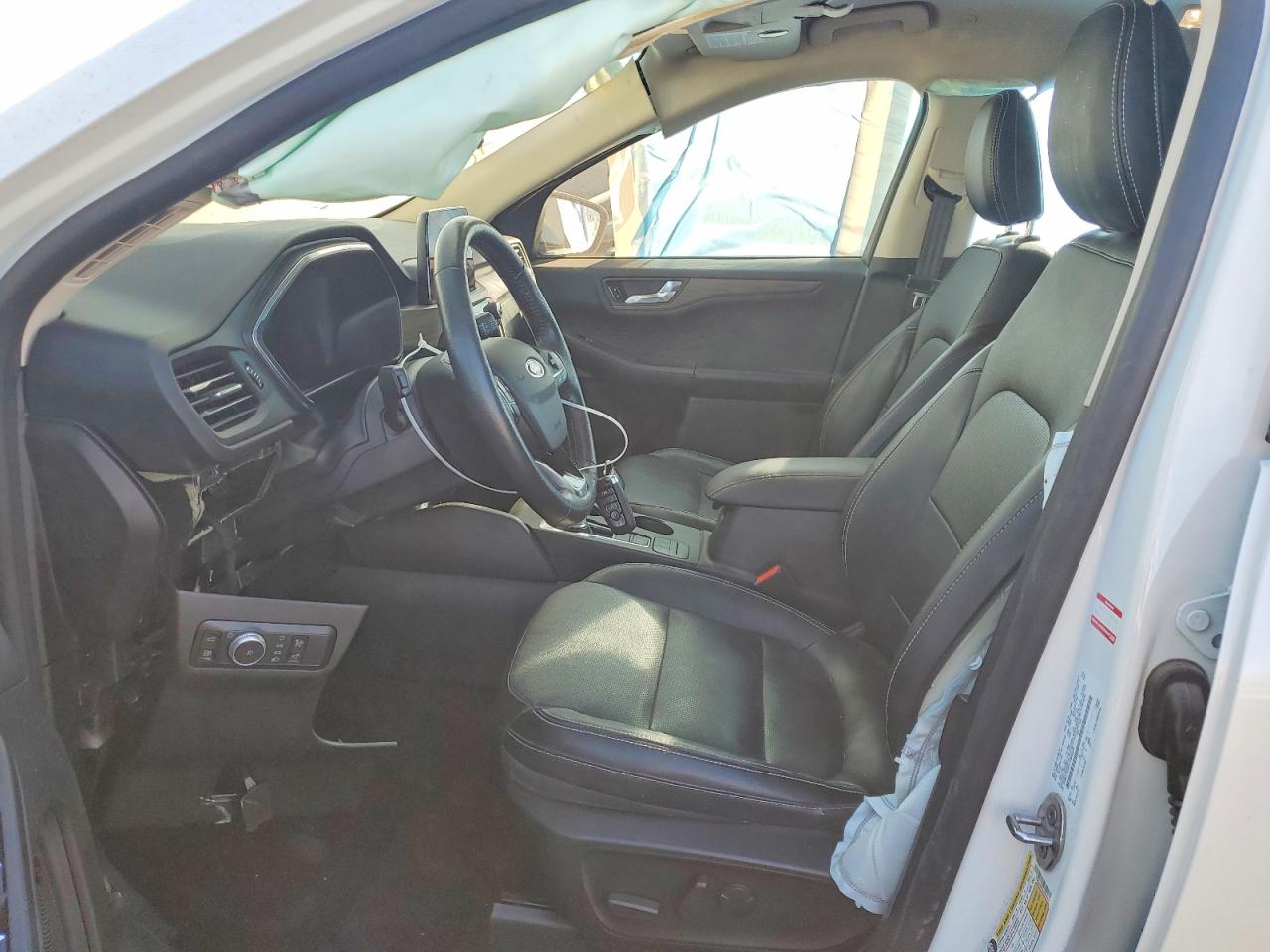 2020 Ford Escape Titanium White vin: 1FMCU0DZ0LUB06242
