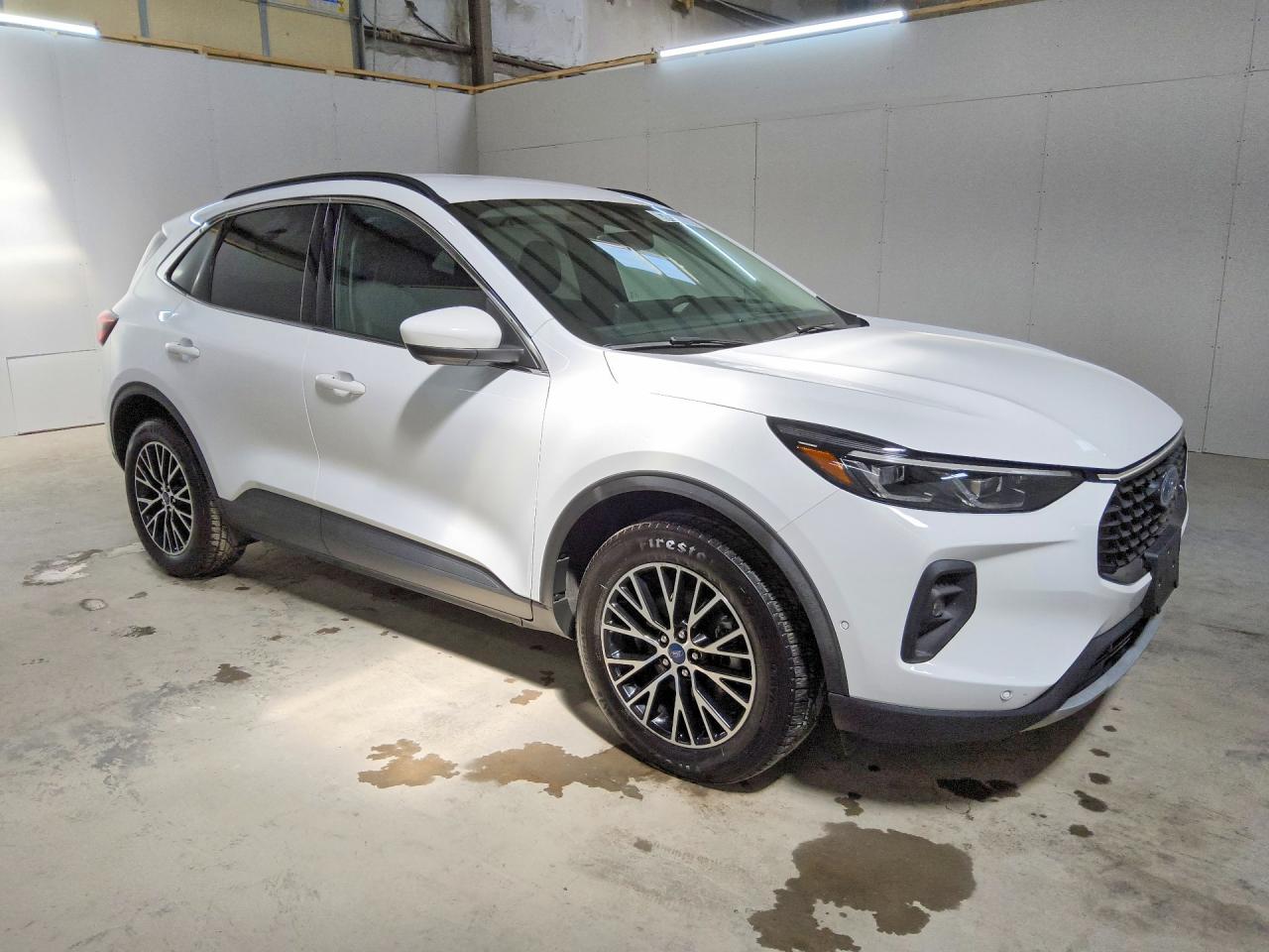2023 Ford Escape White vin: 1FMCU0E11PUB06264