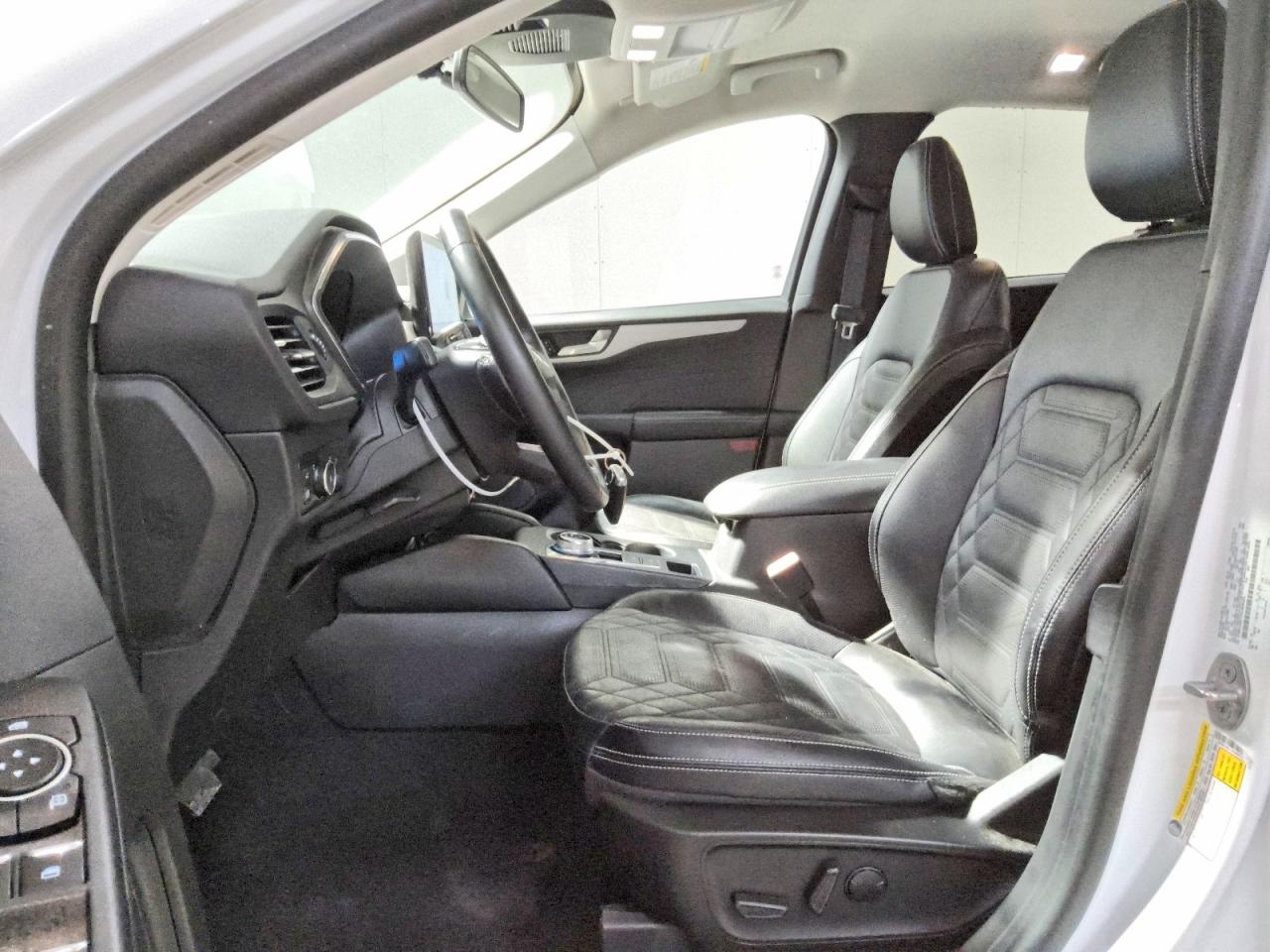 2023 Ford Escape White vin: 1FMCU0E11PUB06264