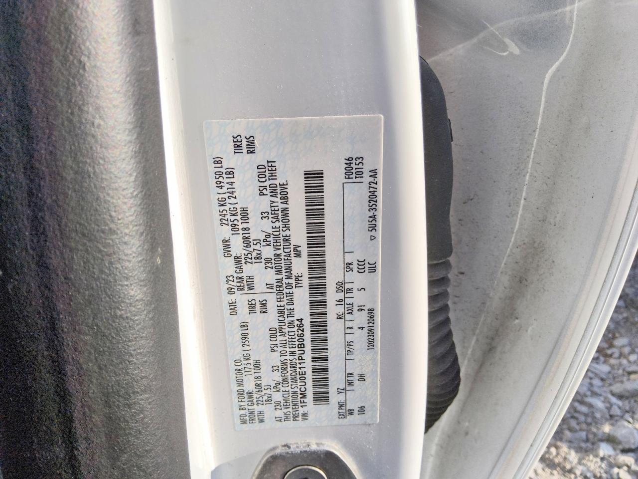 2023 Ford Escape White vin: 1FMCU0E11PUB06264