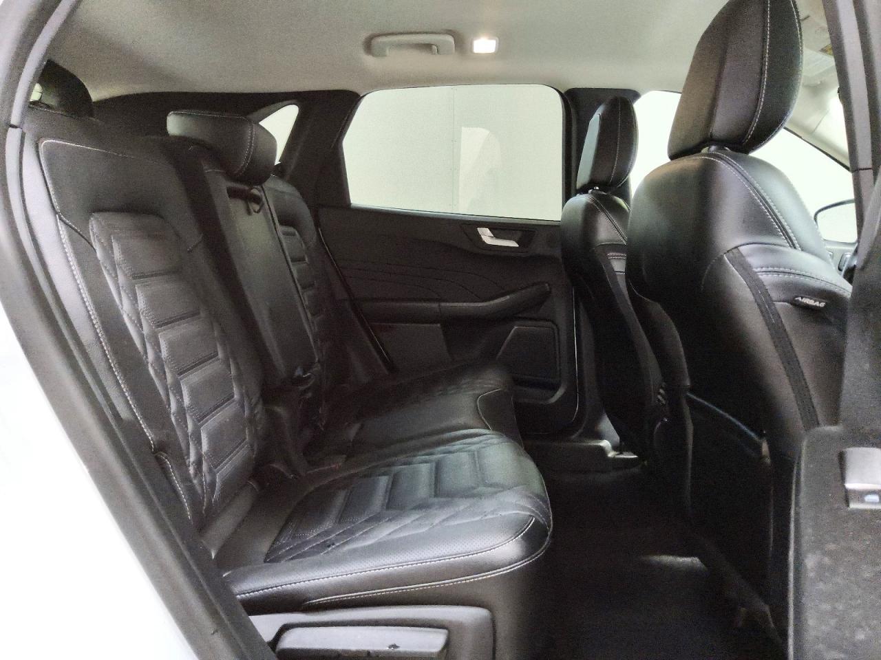 2023 Ford Escape White vin: 1FMCU0E11PUB06264