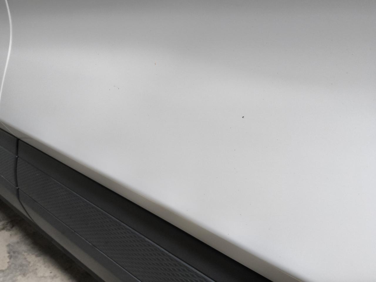 2023 Ford Escape White vin: 1FMCU0E11PUB06264 Damage: Right Front Door, Chipped, 1