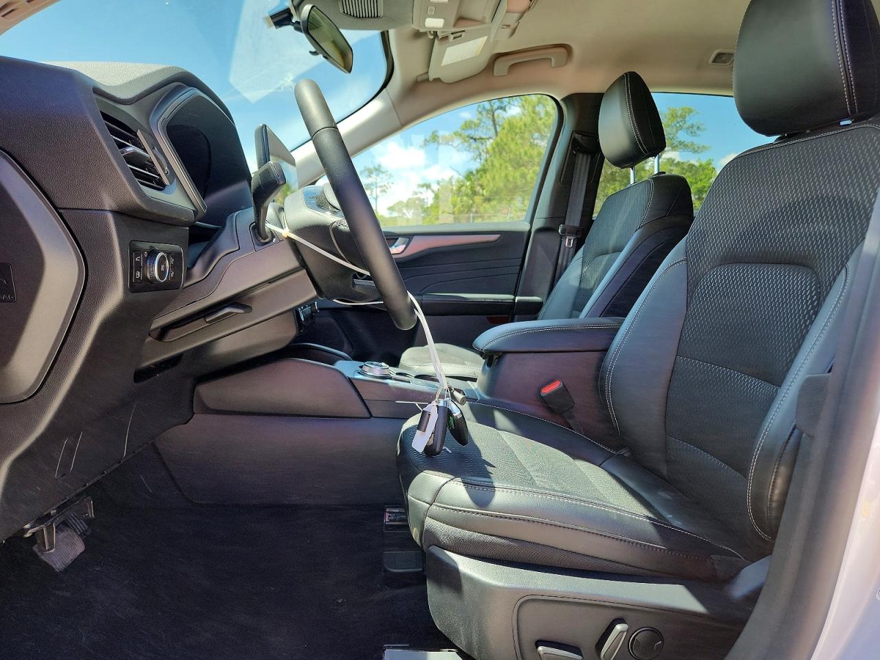 2025 Ford Escape Gray vin: 1FMCU0E15SUB49840