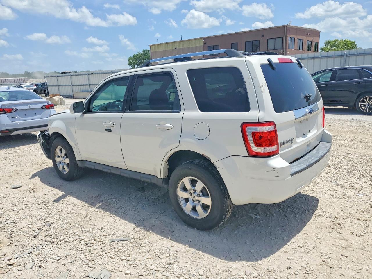 2010 Ford Escape Limited White vin: 1FMCU0E70AKD19696