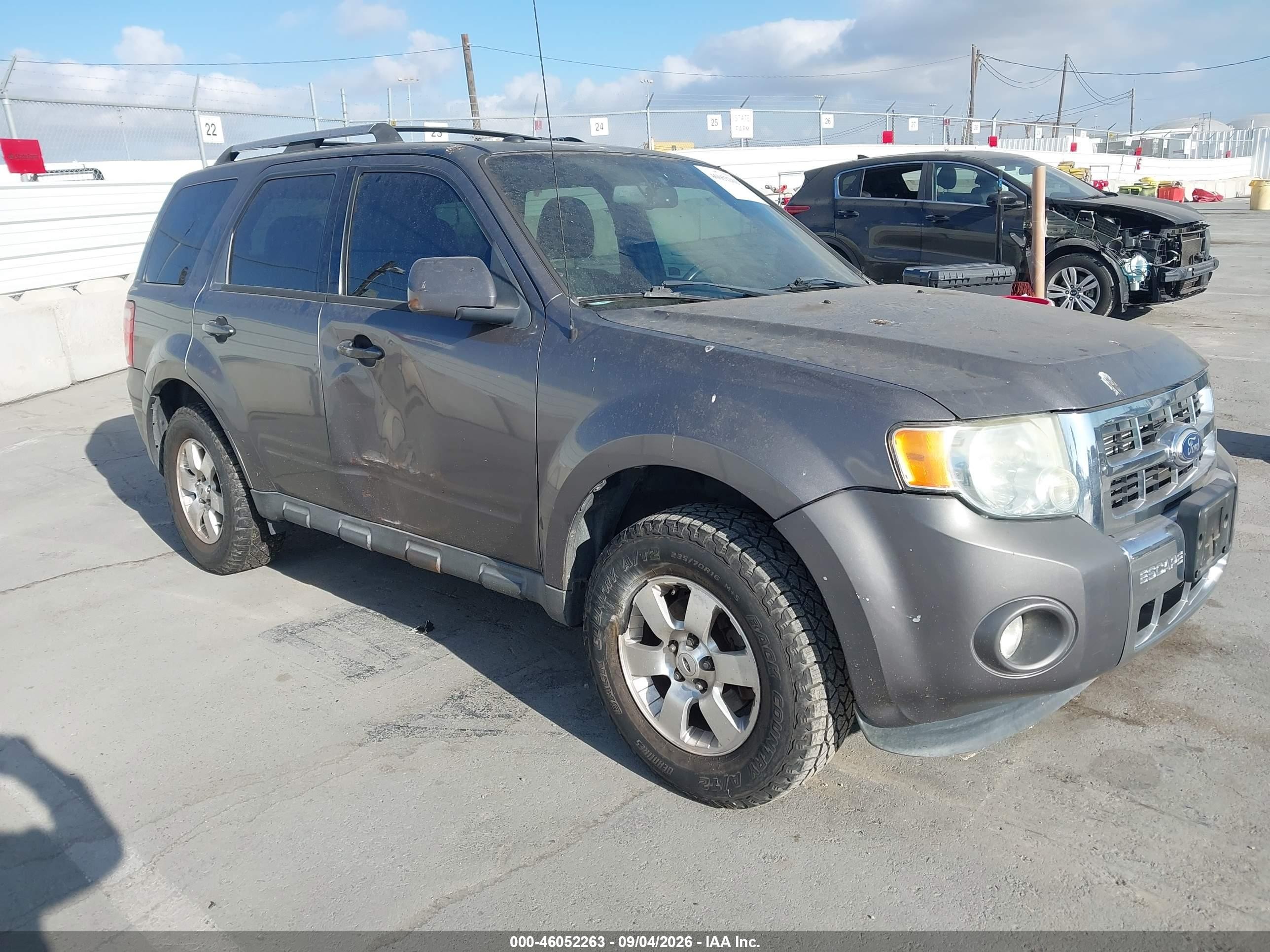 2011 Ford Escape Limited Gray vin: 1FMCU0E70BKB00092