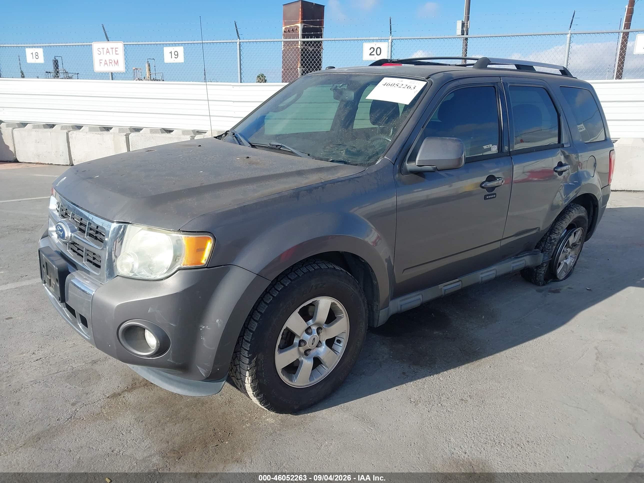 2011 Ford Escape Limited Gray vin: 1FMCU0E70BKB00092