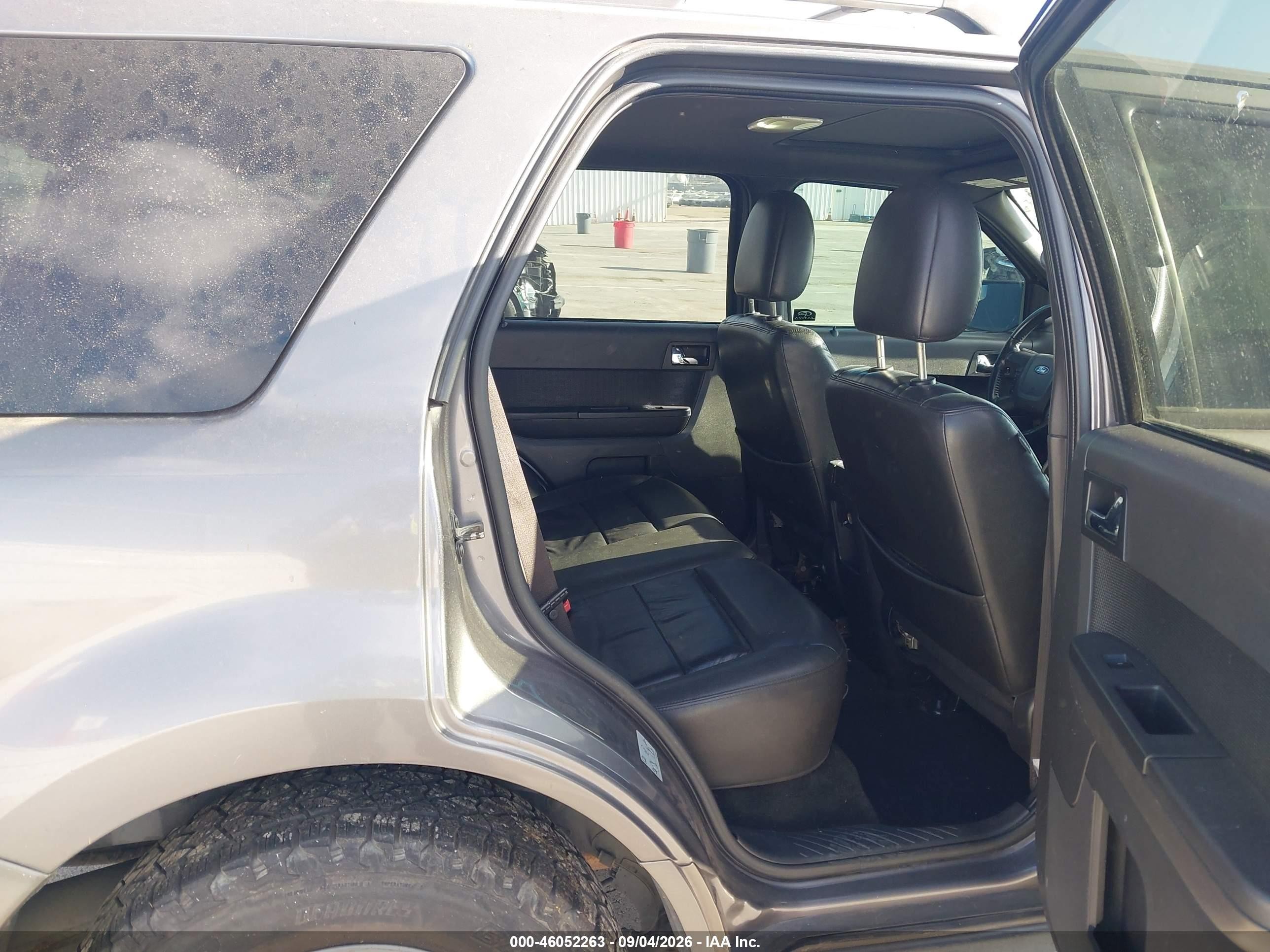 2011 Ford Escape Limited Gray vin: 1FMCU0E70BKB00092